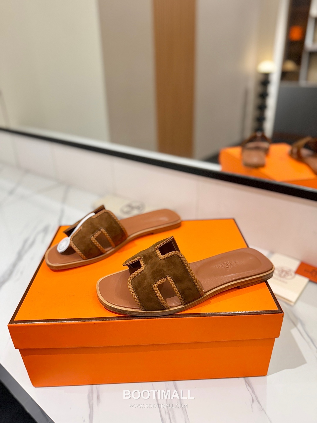 Hermes Classic Mule Sheepskin, Mixed Sheepskin Lining Brown 에르메스 클래식 뮬 양가죽, 혼합 양가죽 안감 브라운 2