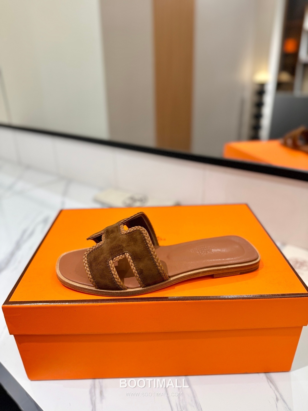 Hermes Classic Mule Sheepskin, Mixed Sheepskin Lining Brown 에르메스 클래식 뮬 양가죽, 혼합 양가죽 안감 브라운 4