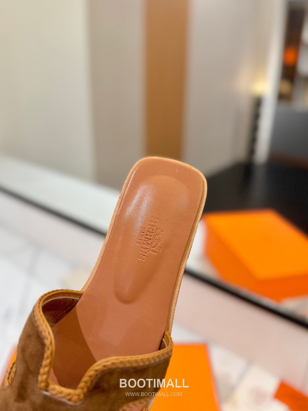 Hermes Classic Mule Sheepskin, Mixed Sheepskin Lining Brown 에르메스 클래식 뮬 양가죽, 혼합 양가죽 안감 브라운 9