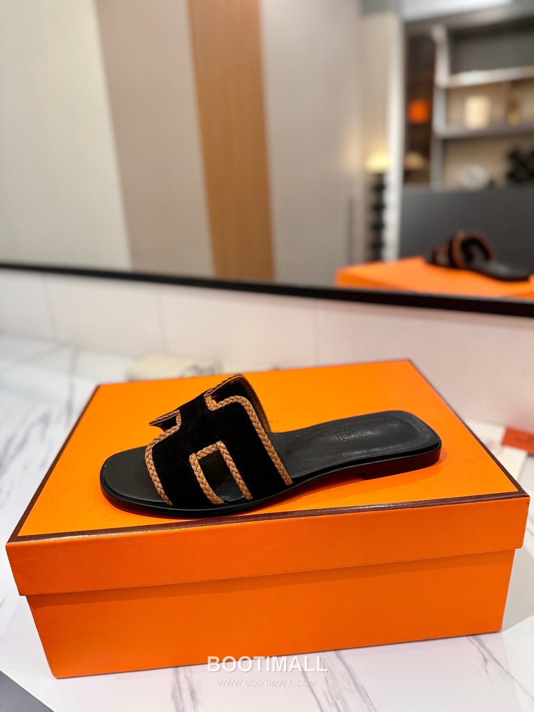 Hermes Classic Mule Sheepskin, Mixed Sheepskin Lining Brown 에르메스 클래식 뮬 양가죽, 혼합 양가죽 안감 브라운 4