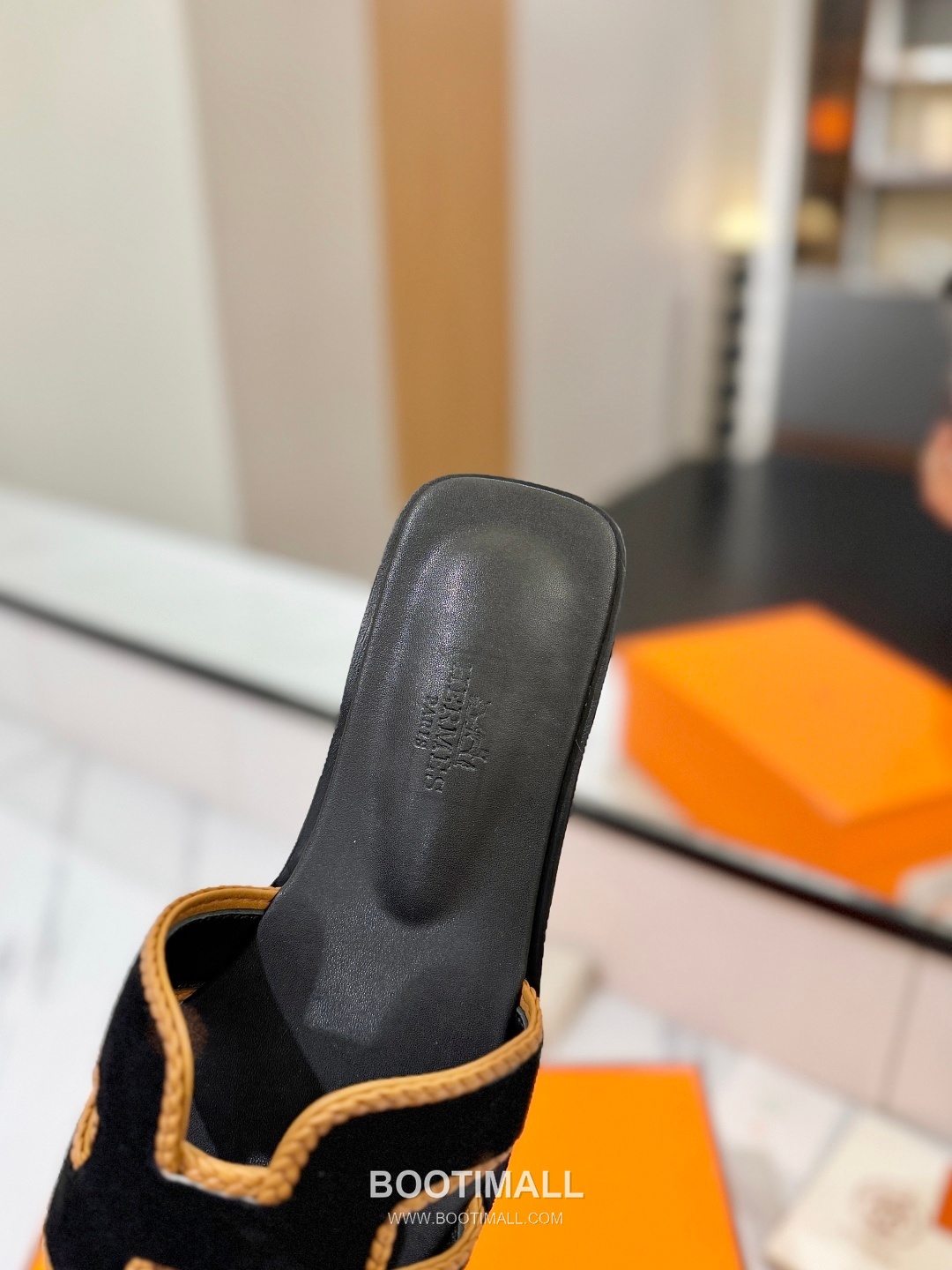 Hermes Classic Mule Sheepskin, Mixed Sheepskin Lining Brown 에르메스 클래식 뮬 양가죽, 혼합 양가죽 안감 브라운 8