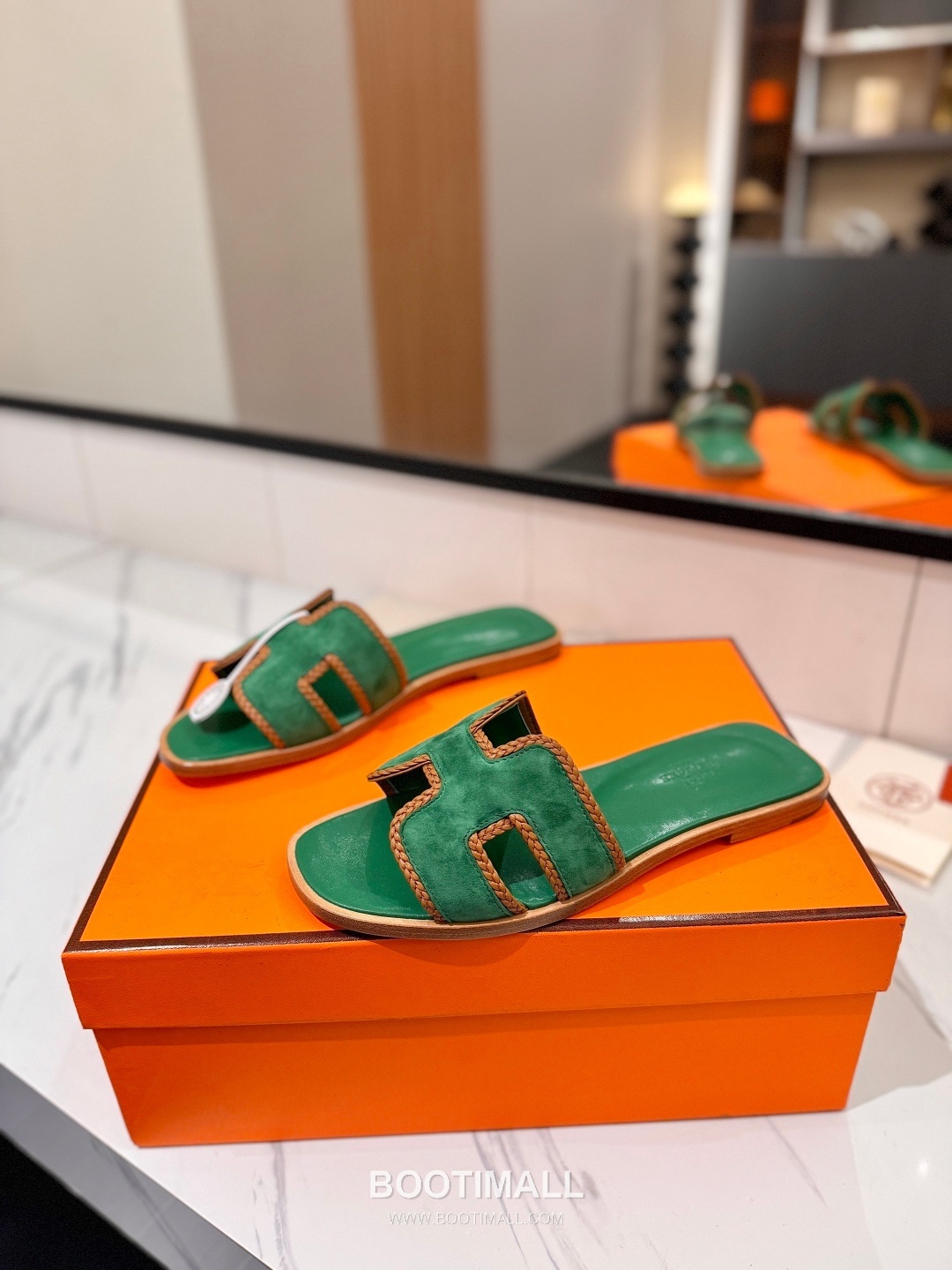 Hermes Classic Mule Sheepskin, Mixed Sheepskin Lining Brown 에르메스 클래식 뮬 양가죽, 혼합 양가죽 안감 브라운 2