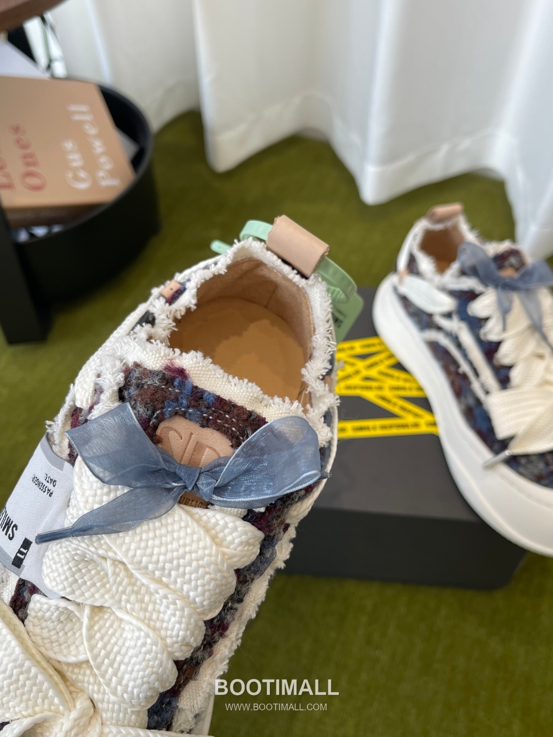 Open Smile Canvas Canvas Wool White Sneakers 오픈 스마일 캔버스 캔버스, 울 화이트 스니커즈 4