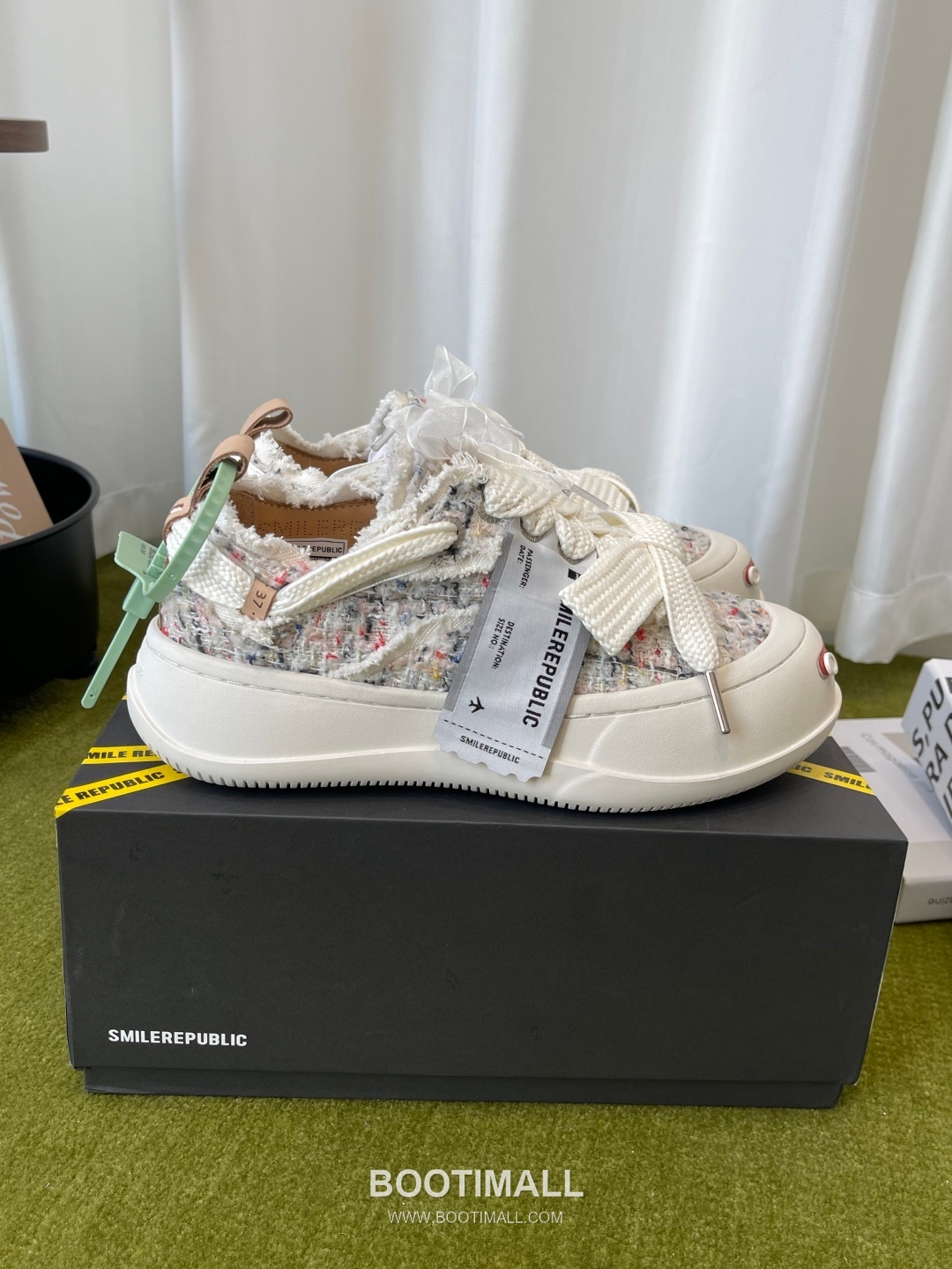 Canvas Sneaker Canvas Black Sneakers 캔버스 스니커즈 캔버스 블랙 2