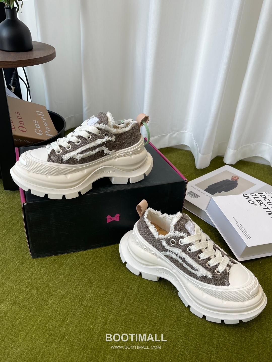 Low Top Sneaker 2.0 Soft Material Beige Sneakers 로우탑 스니커즈 2.0 부드러운 소재 베이지 9