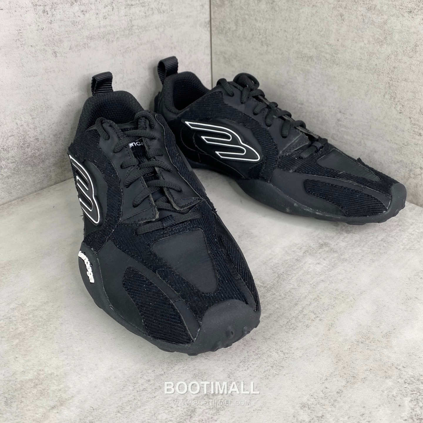 Balenciaga Monday Ultra Lace-Up Sneakers 발렌시아가 먼데이 울트라 레이스업 스니커즈 2