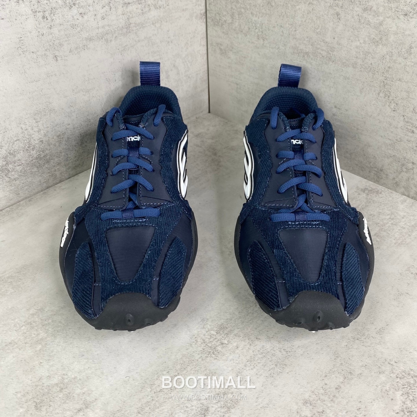 Balenciaga Monday Ultra Lace-Up Sneakers 발렌시아가 먼데이 울트라 레이스업 스니커즈 4