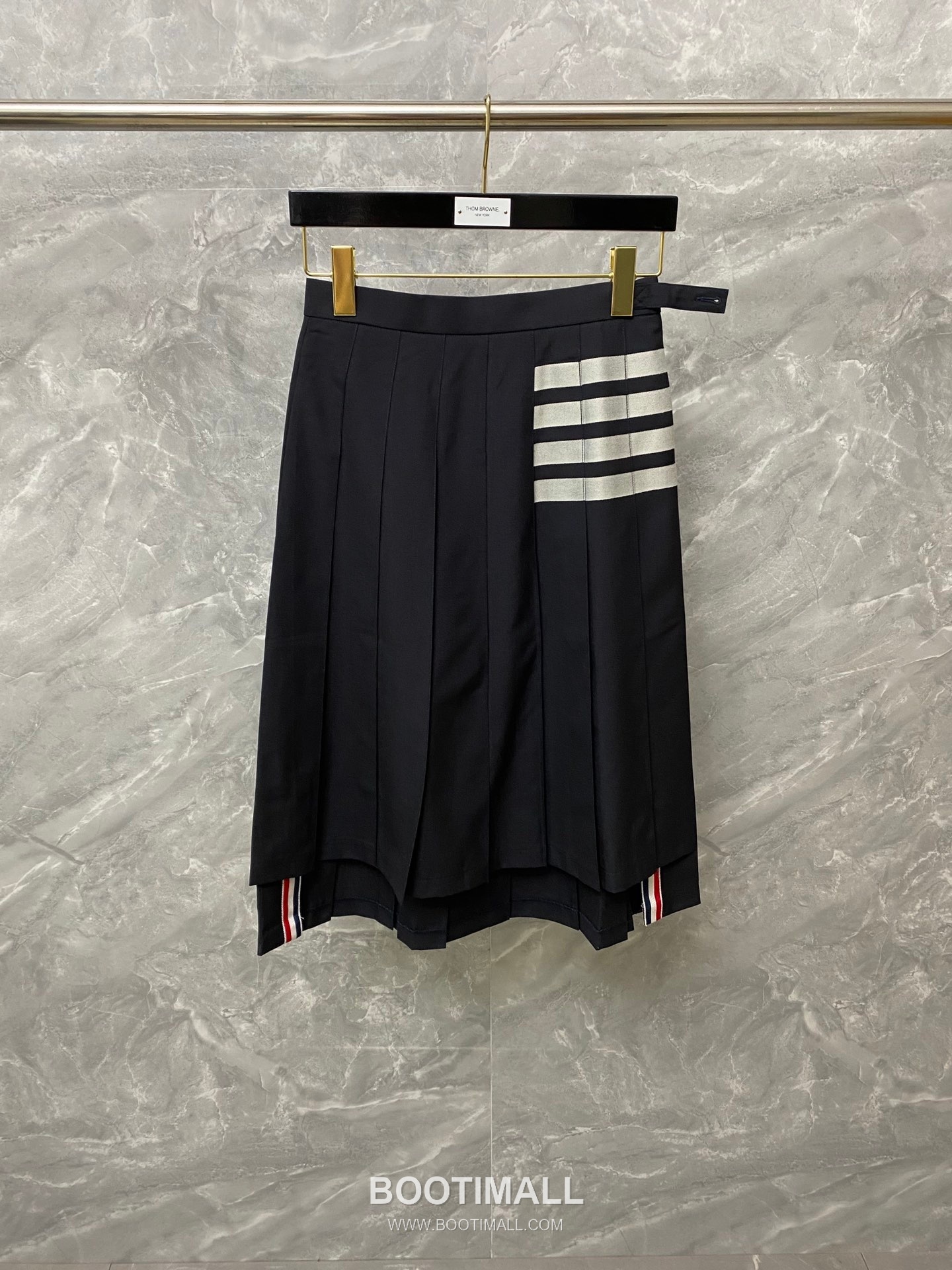 Thom Browne Four-Stripes A-Line Skirt Wool Suit Fabric Dark Color 톰브라운 사선 4선 A라인 스커트 양모 수트 원단 다크 컬러 0, 1, 2, 3 10
