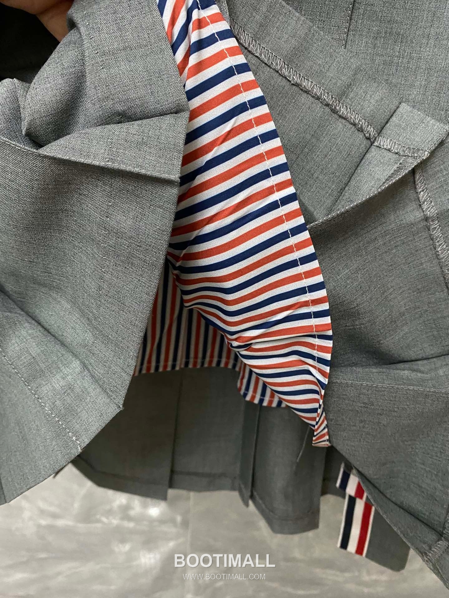 Thom Browne Four-Stripes A-Line Skirt Wool Suit Fabric Dark Color 톰브라운 사선 4선 A라인 스커트 양모 수트 원단 다크 컬러 16