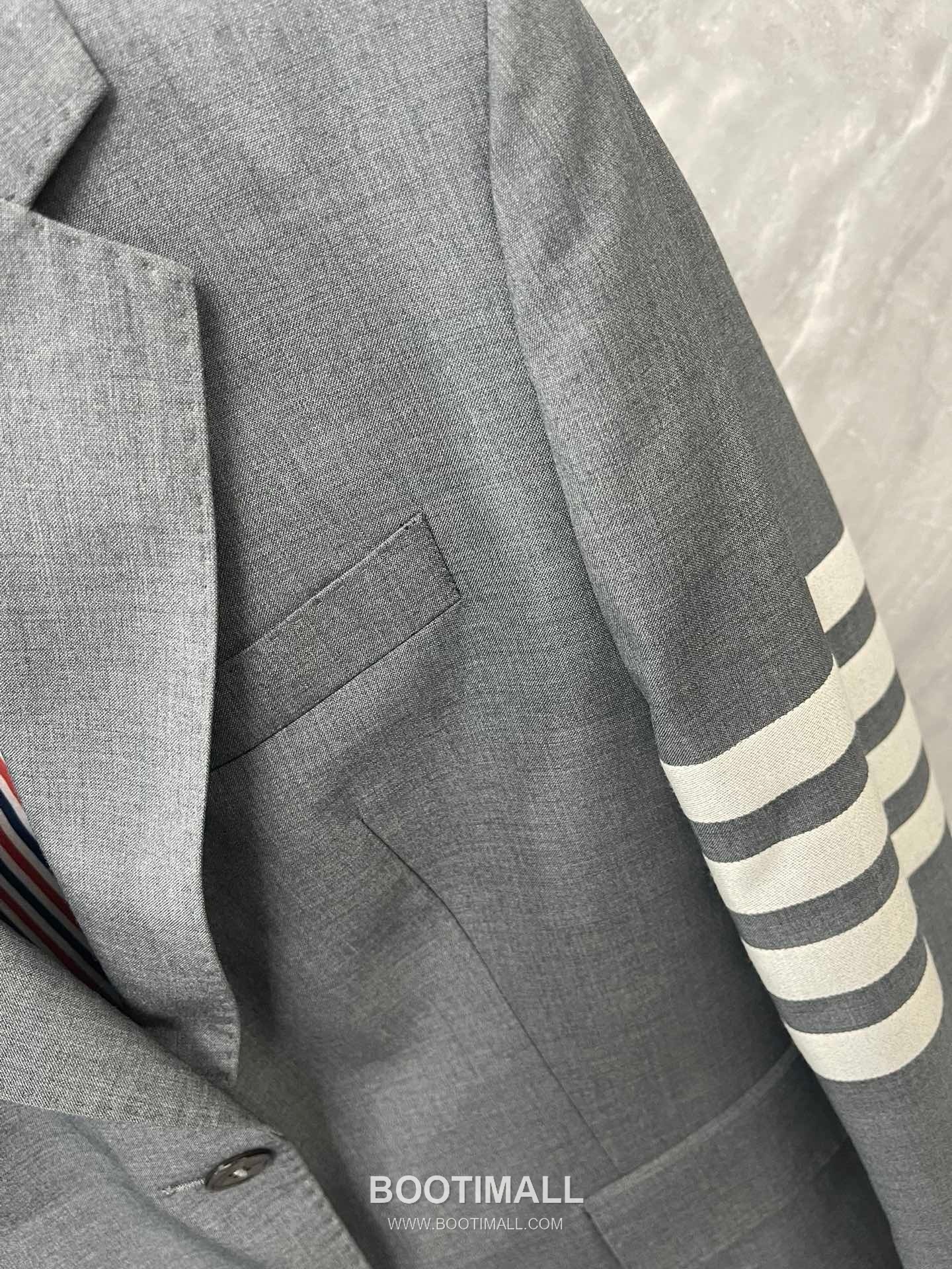 Thom Browne Wool Short Blazer Wool White 톰브라운 울 숏 블레이저 울 화이트 0, 1, 2, 3 3