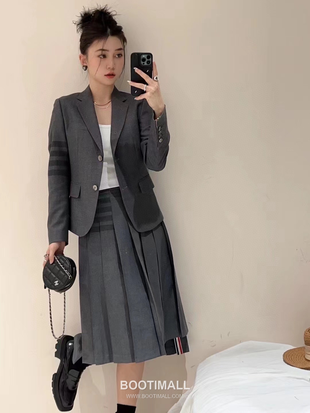 Maison Margiela Wool Stripe Blazer Wool Gray 메종 마르지엘라 울 스트라이프 블레이저 울 그레이 1