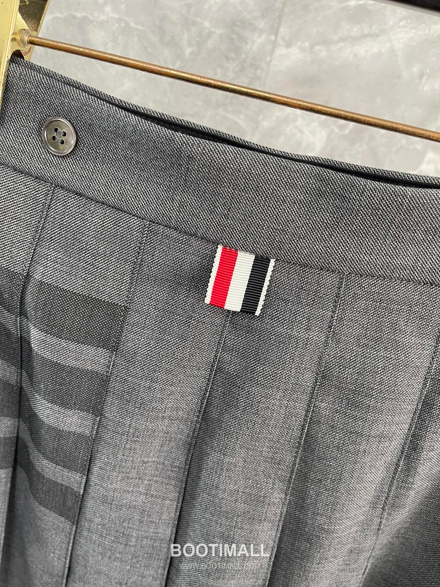 Thom Browne Irregular A-line Pleated Skirt Wool 톰브라운 불규칙 A라인 플리츠 스커트 울 0, 1, 2, 3 14