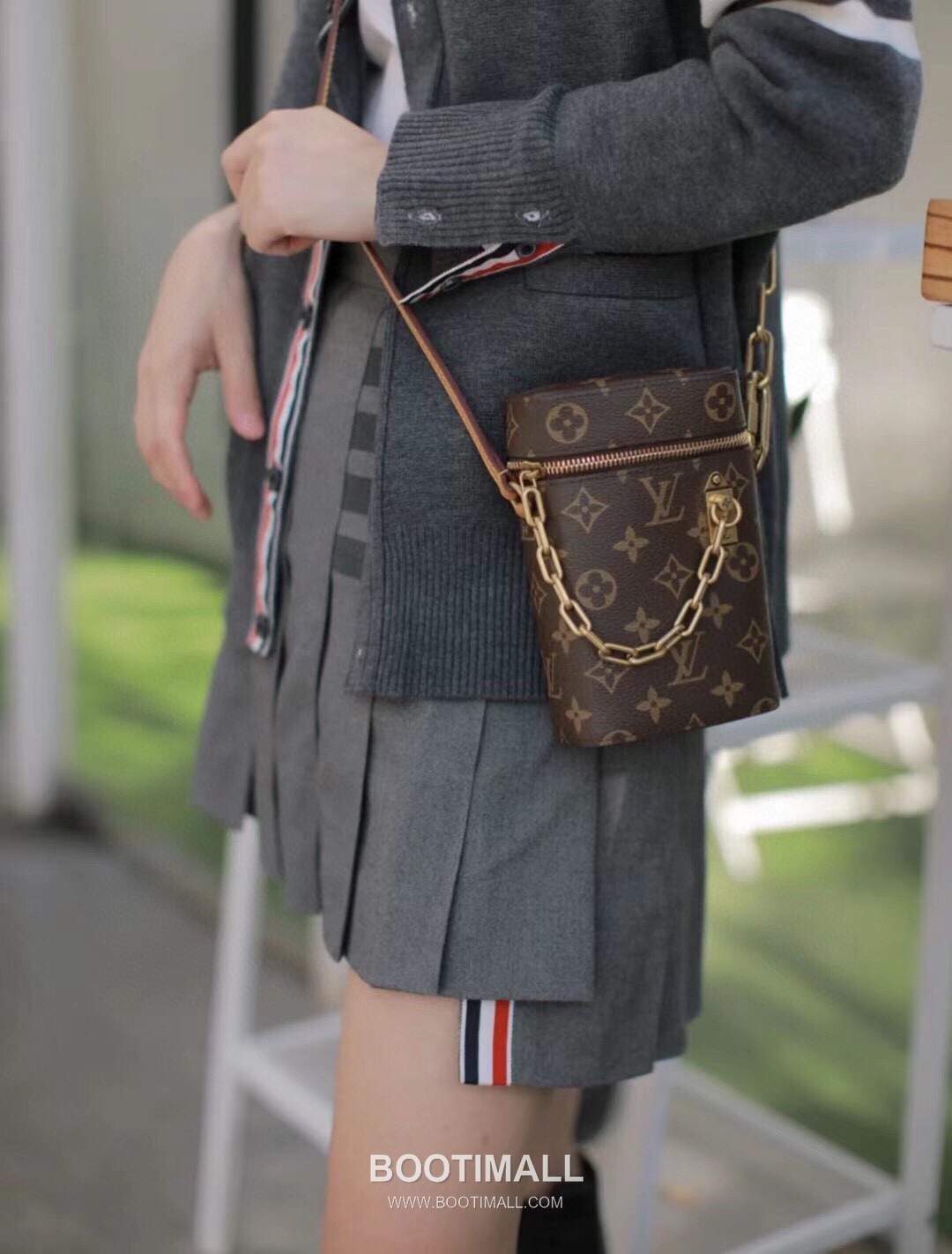 Thom Browne Asymmetric A-Line Pleated Skirt Wool Blend Black 톰브라운 비대칭 A라인 플리츠 스커트 울 혼방 블랙 0, 1, 2, 3 7