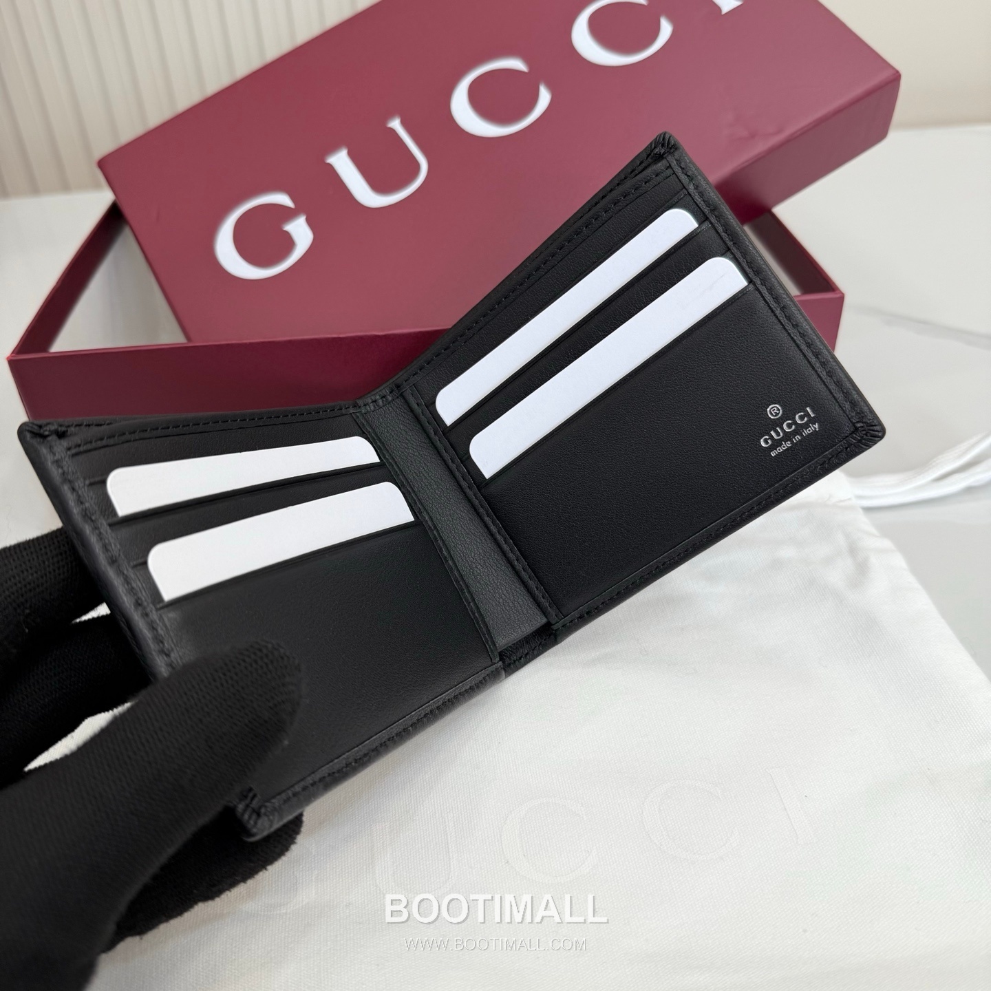 Gucci Double Fold Wallet Coated Canvas and Leather Black 구찌 더블 폴드 지갑 코팅 캔버스 및 가죽 블랙 11cm 7