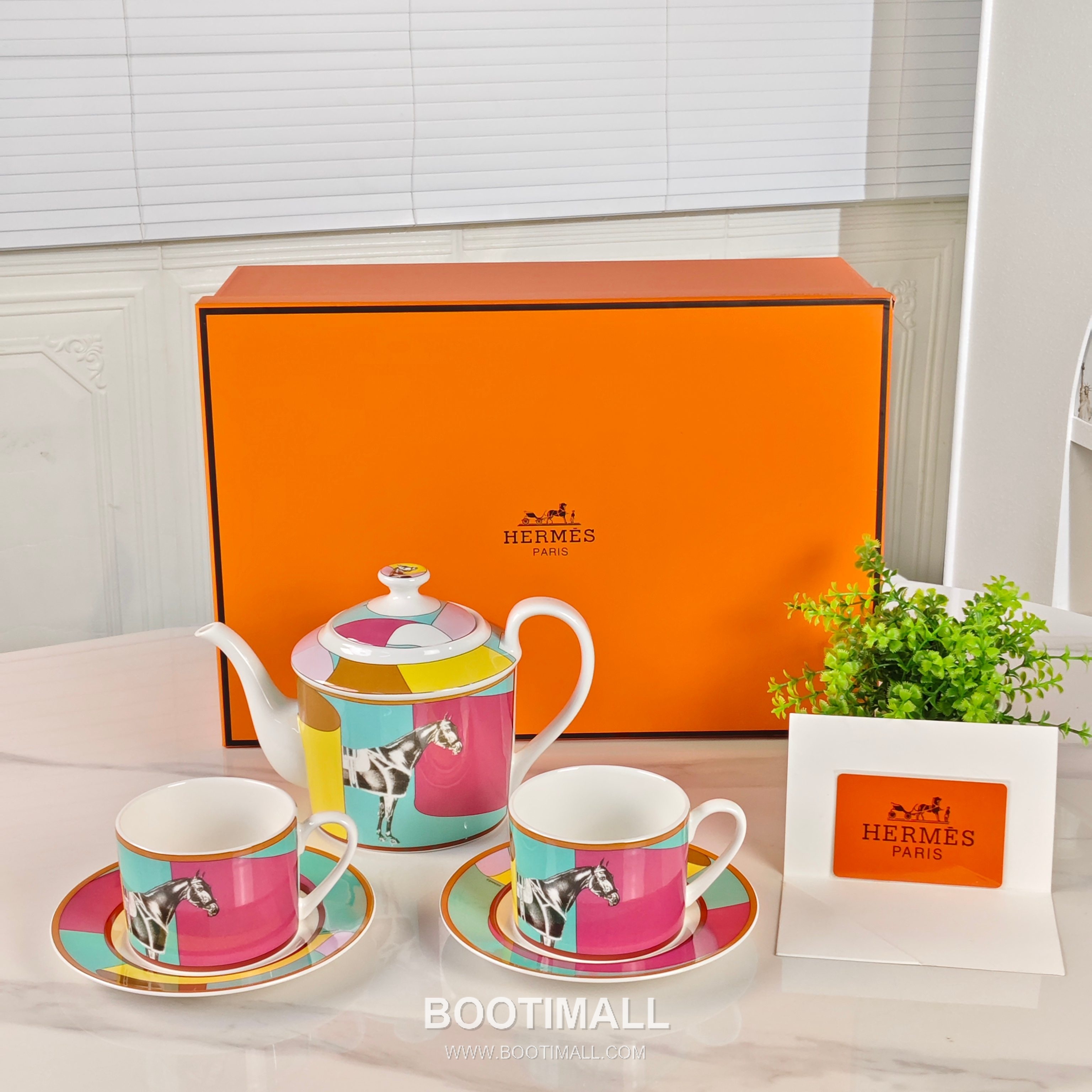 Tea Set Red Acc 찻잔 세트 레드 악세사리 2