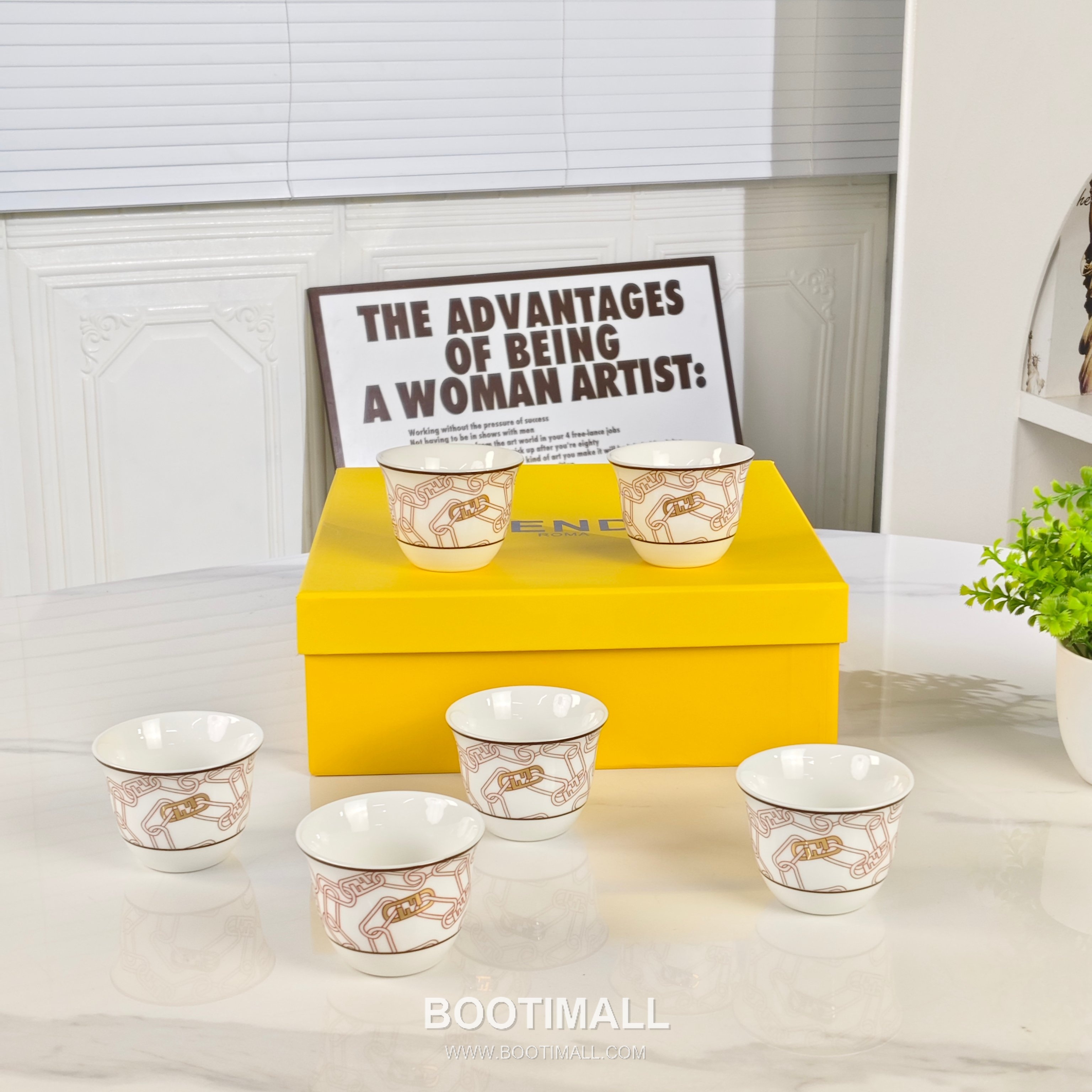 Fendi Coffee Paperclip Cup Coffee 펜디 커피 회형핀 컵 커피 3