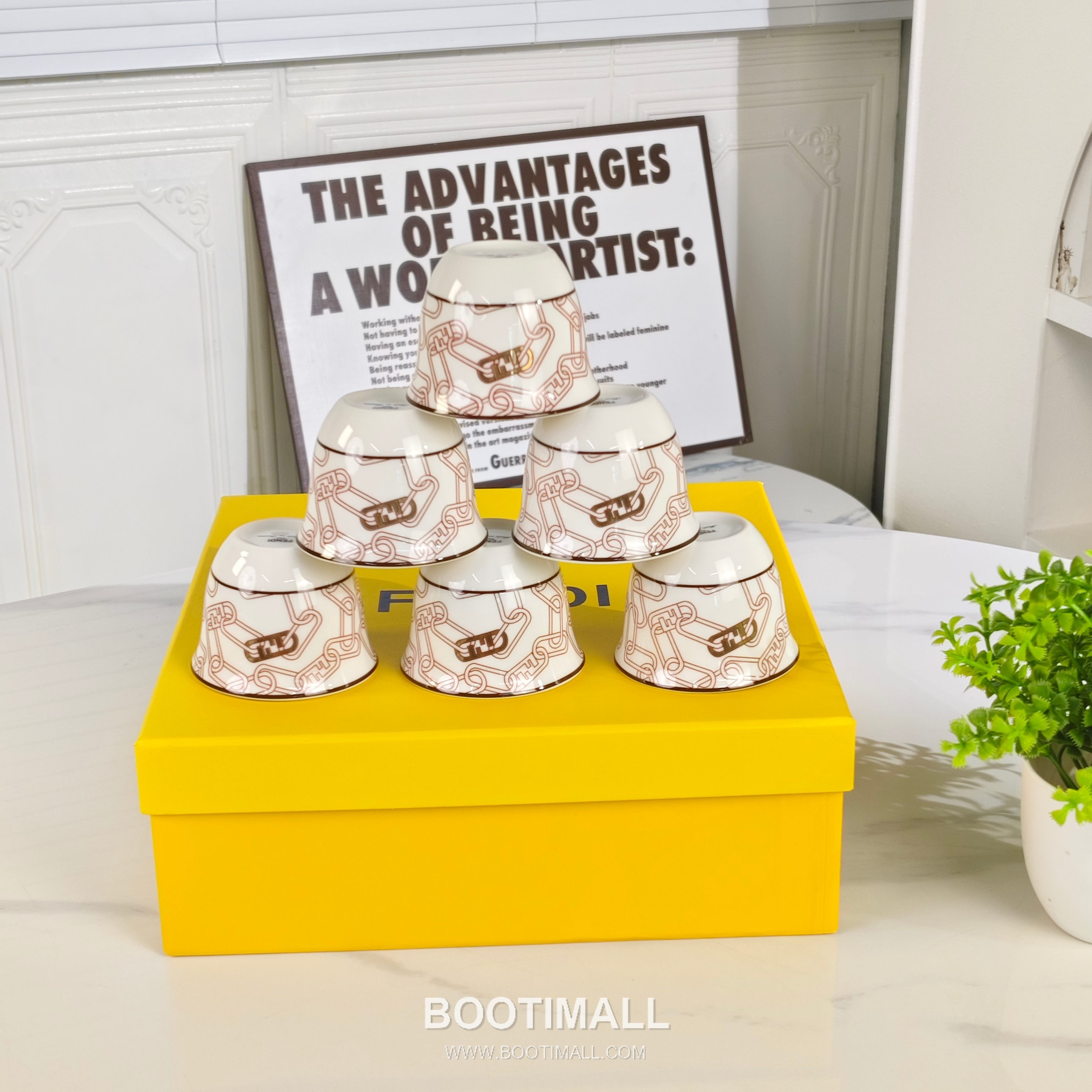 Fendi Coffee Paperclip Cup Coffee 펜디 커피 회형핀 컵 커피 4