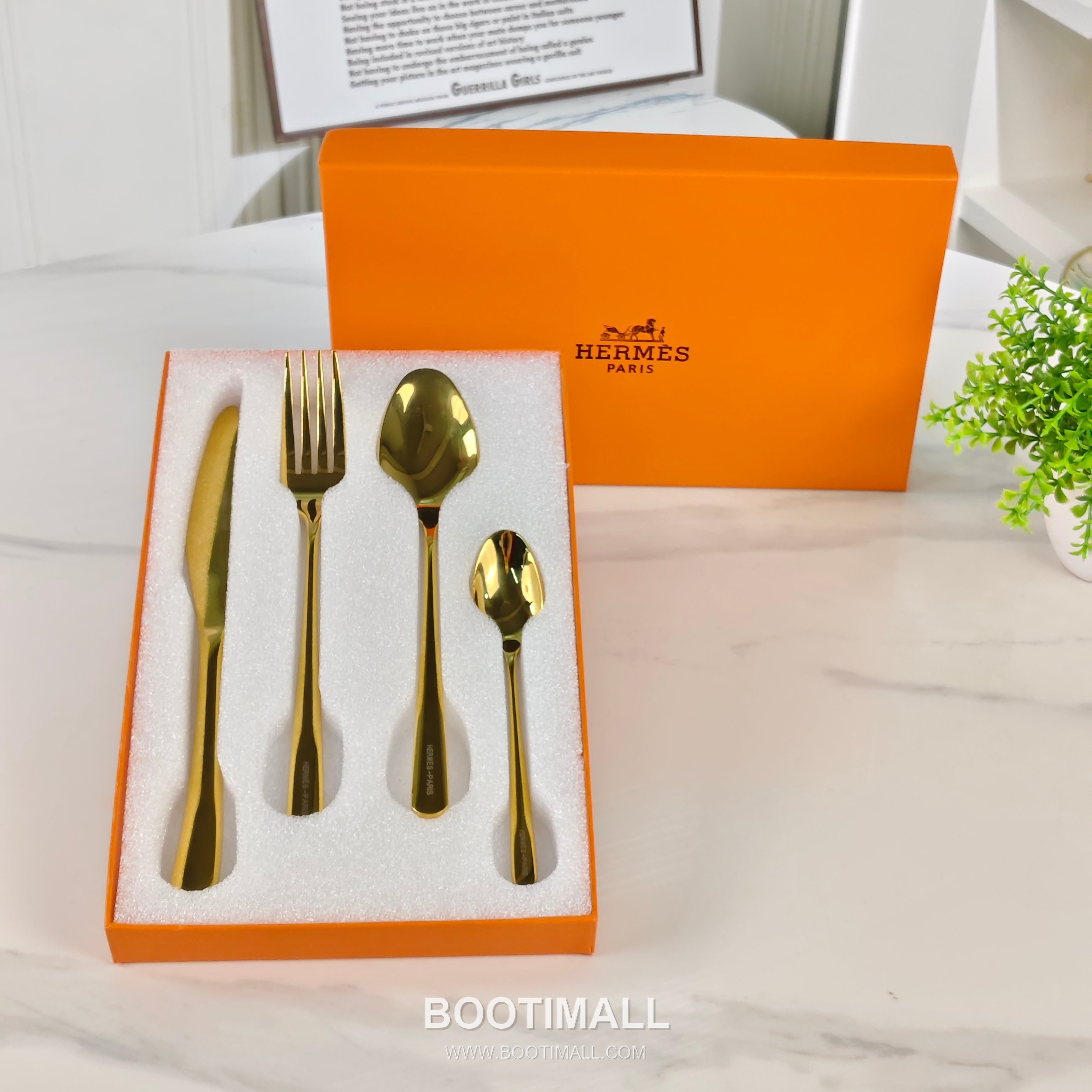Hermes Elegant Cutlery Set Gold Acc 에르메스 우아한 커트러리 세트 골드 액세서리 4-piece set 1