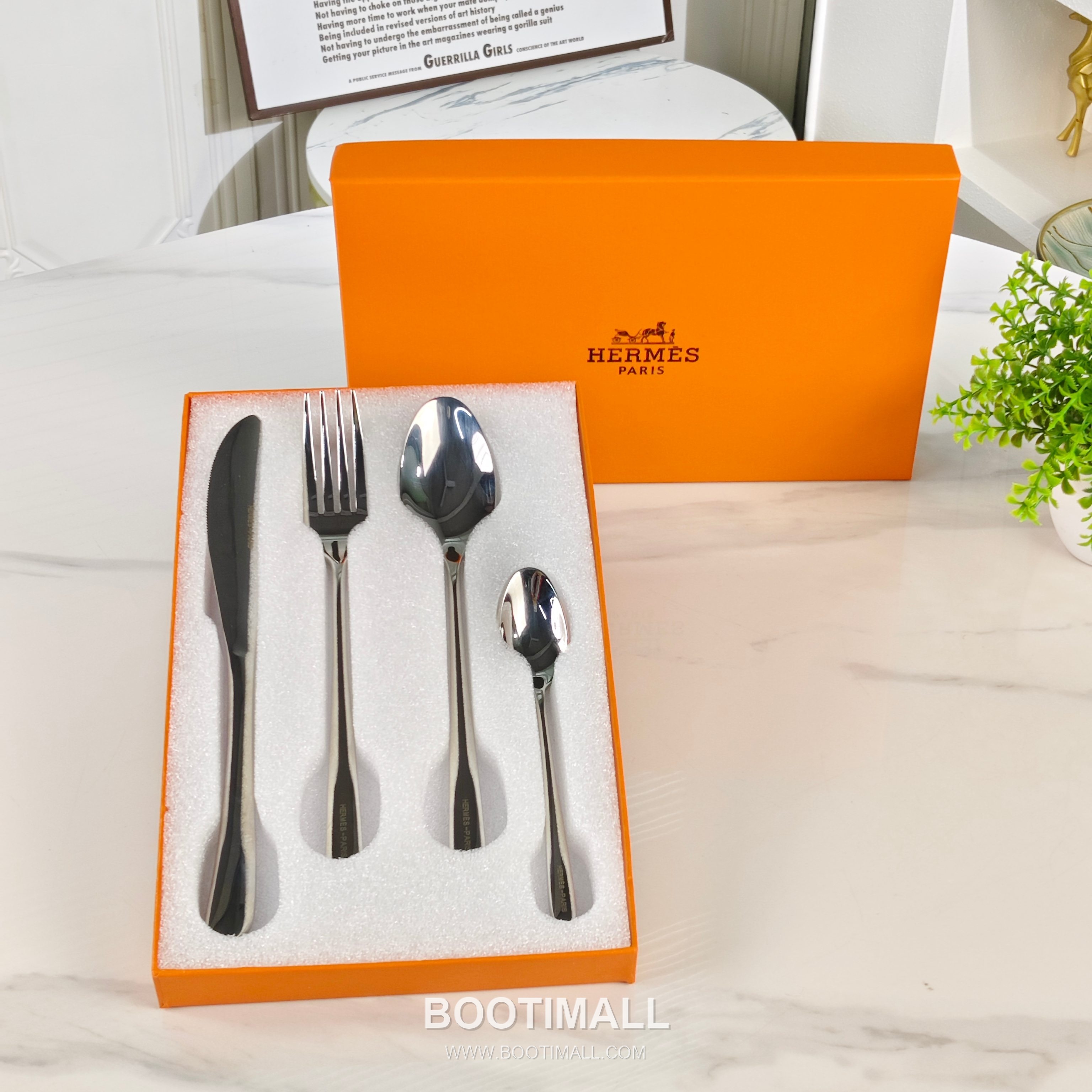 Hermes Elegant Cutlery Set Gold Acc 에르메스 우아한 커트러리 세트 골드 액세서리 4-piece set 6