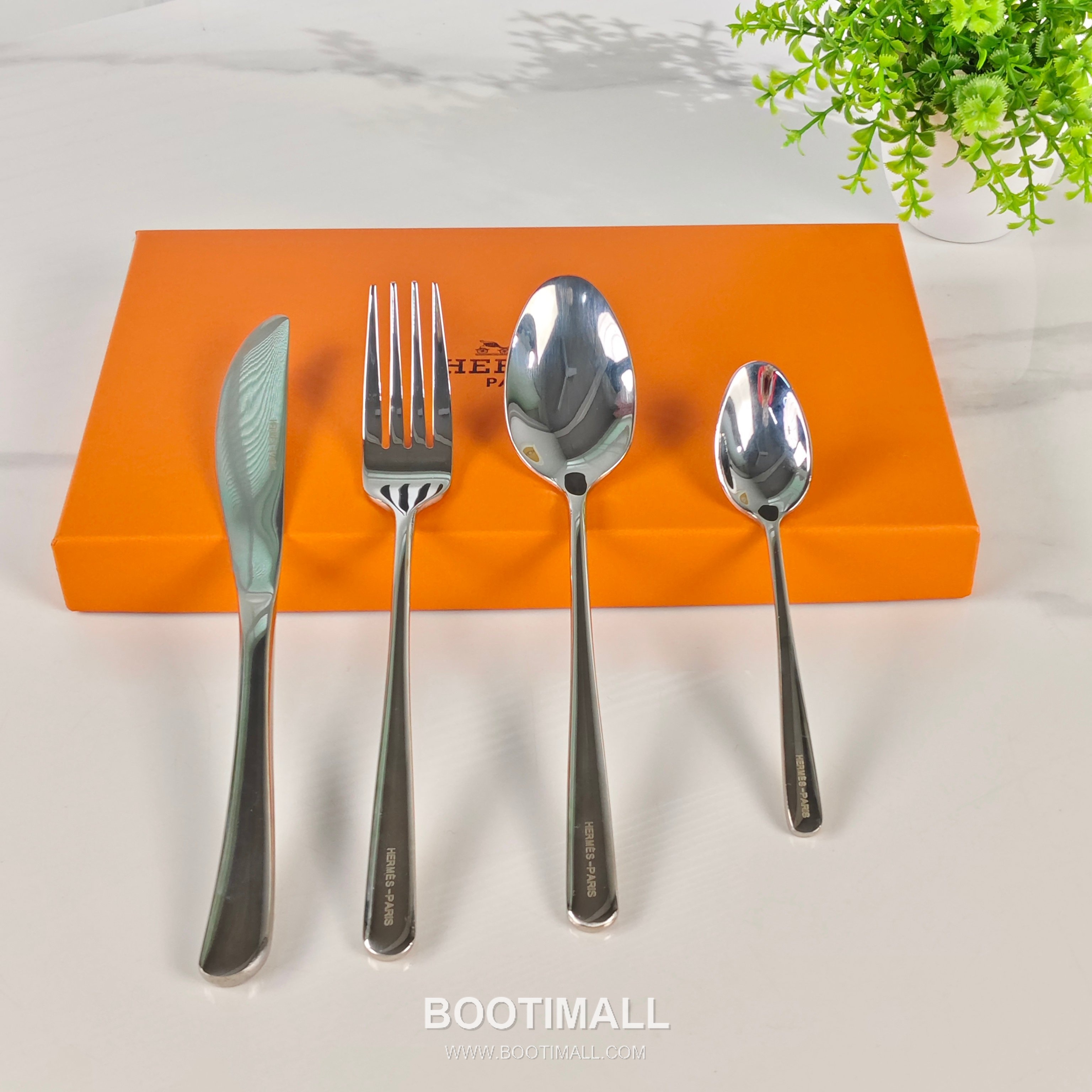 Hermes Elegant Cutlery Set Gold Acc 에르메스 우아한 커트러리 세트 골드 액세서리 4-piece set 7