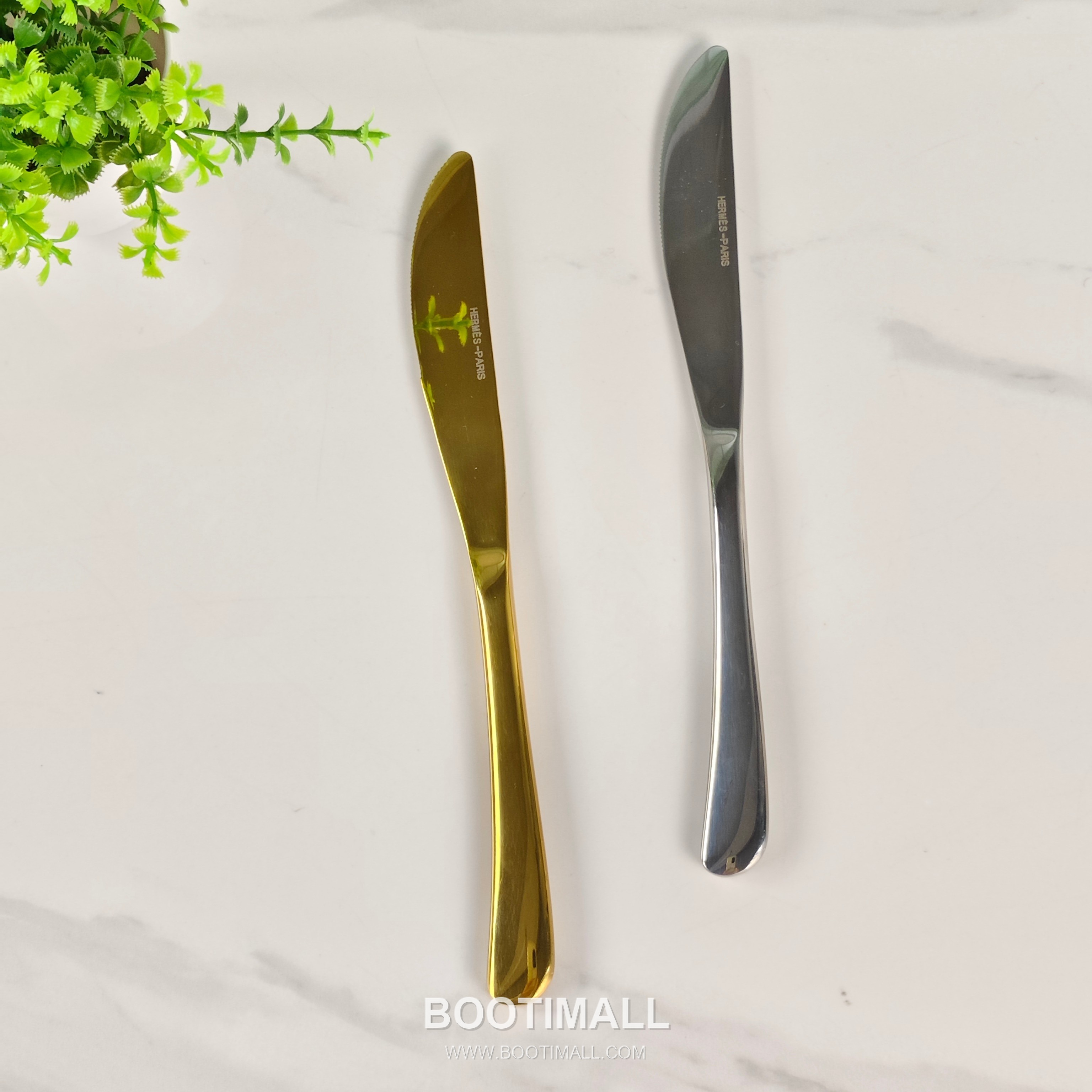 Hermes Elegant Cutlery Set Gold Acc 에르메스 우아한 커트러리 세트 골드 액세서리 4-piece set 16