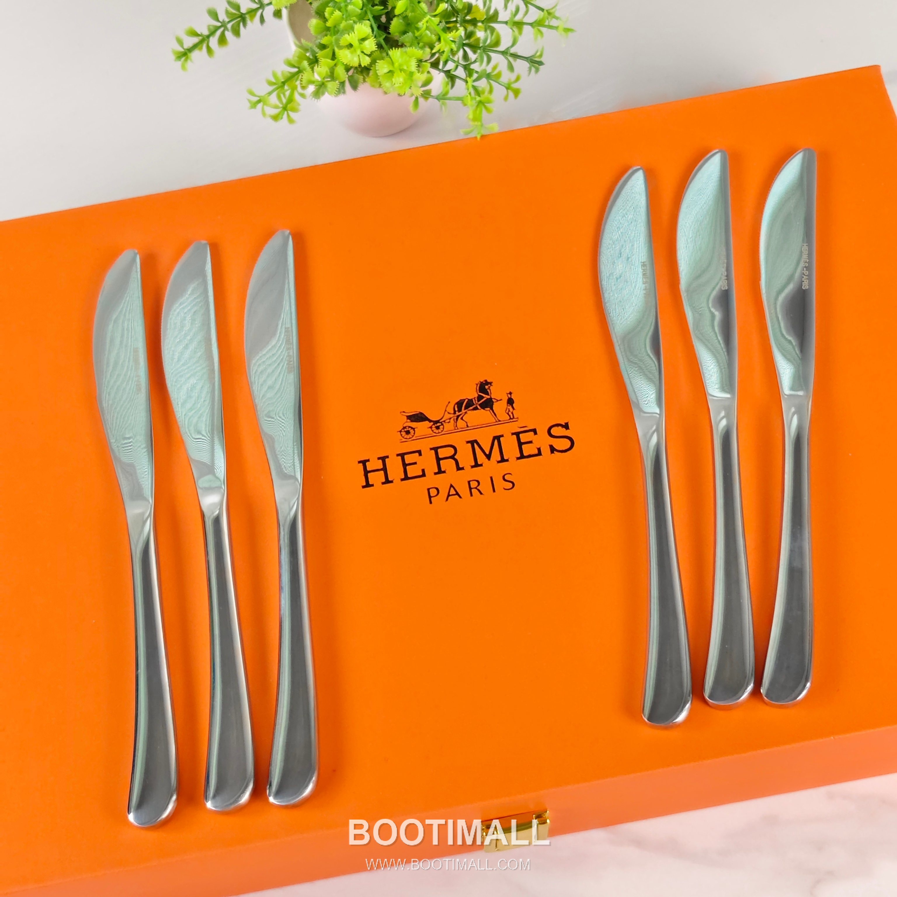 Hermes Cutlery Set Gold Accessory 에르메스 커틀러리 세트 골드 액세서리 24 pieces 4