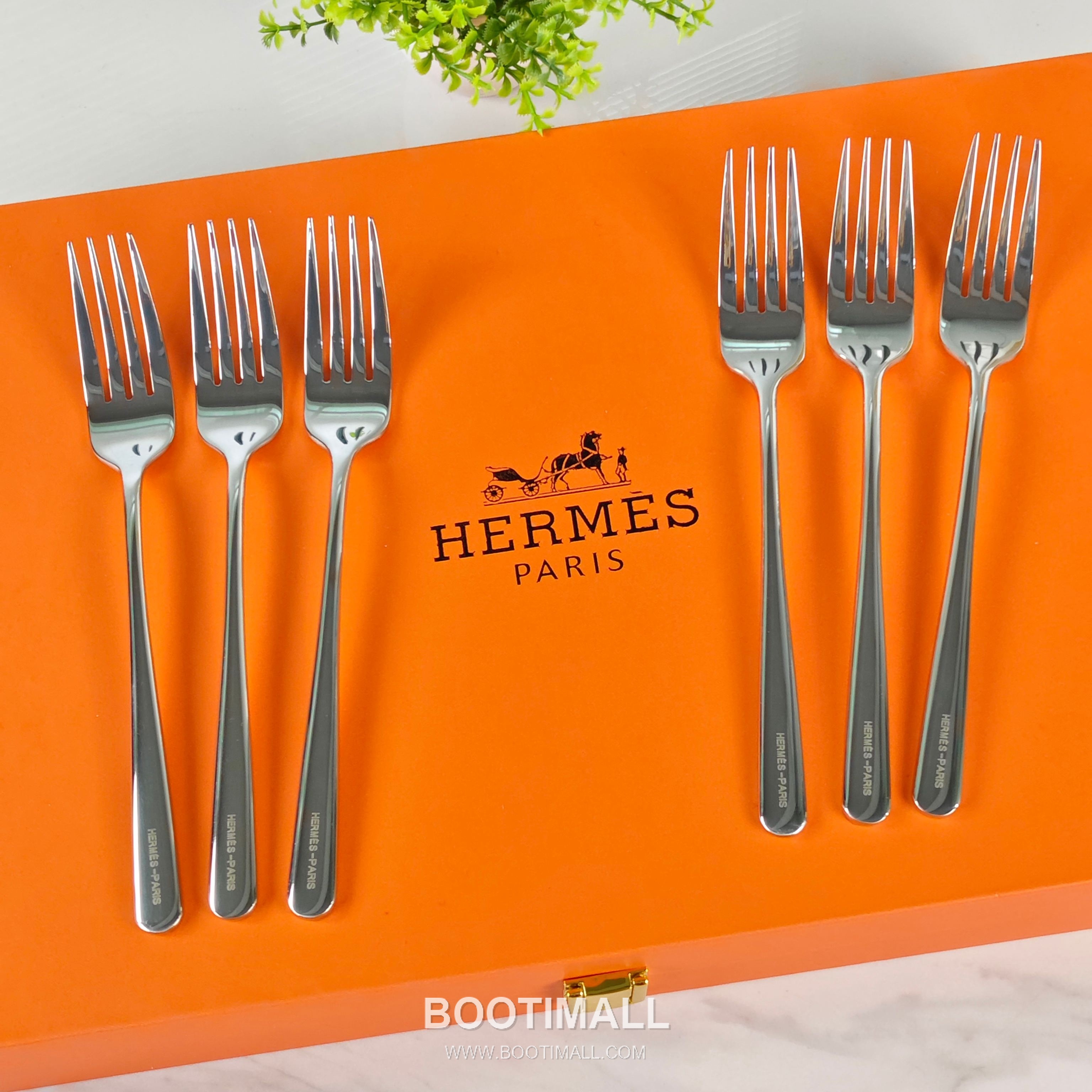 Hermes Cutlery Set Gold Accessory 에르메스 커틀러리 세트 골드 액세서리 24 pieces 5