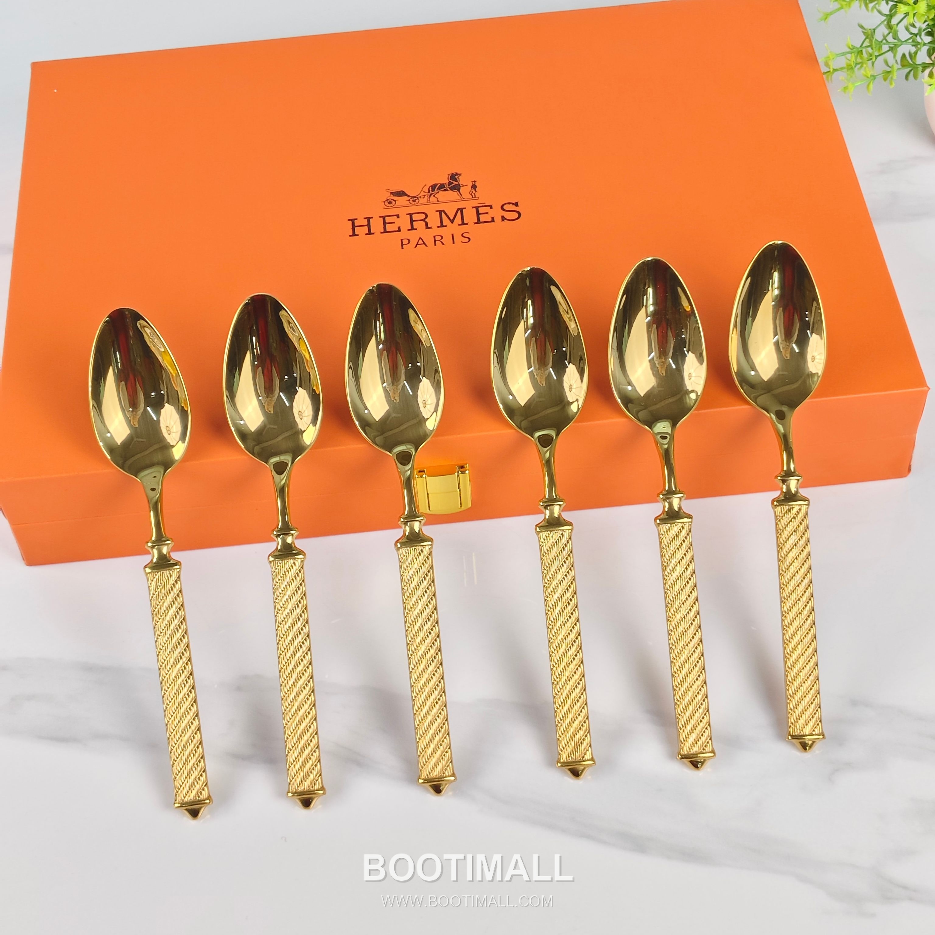 Hermes Cutlery Set Gold Acc 에르메스 커틀러리 세트 골드 액세서리 2