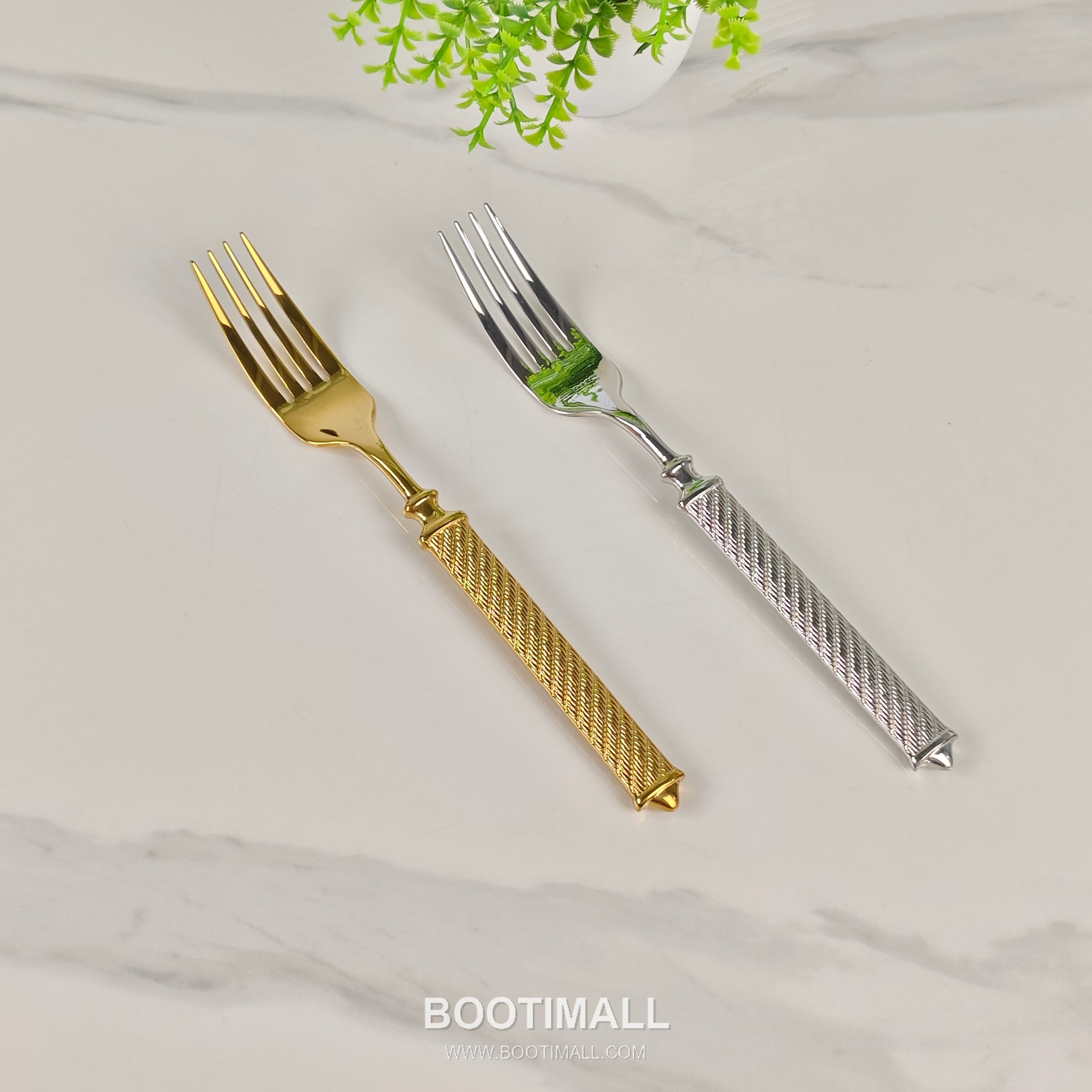 Hermes Ribbed Cutlery Set Gold Acc 에르메스 리브드 커틀러리 세트 골드 액세서리 Small Spoon: 14cm, Large Spoon: 20.5cm, Fork: 21cm, Knife: 24.5cm, Box: 26.5cm x 16.5cm x 3cm 10