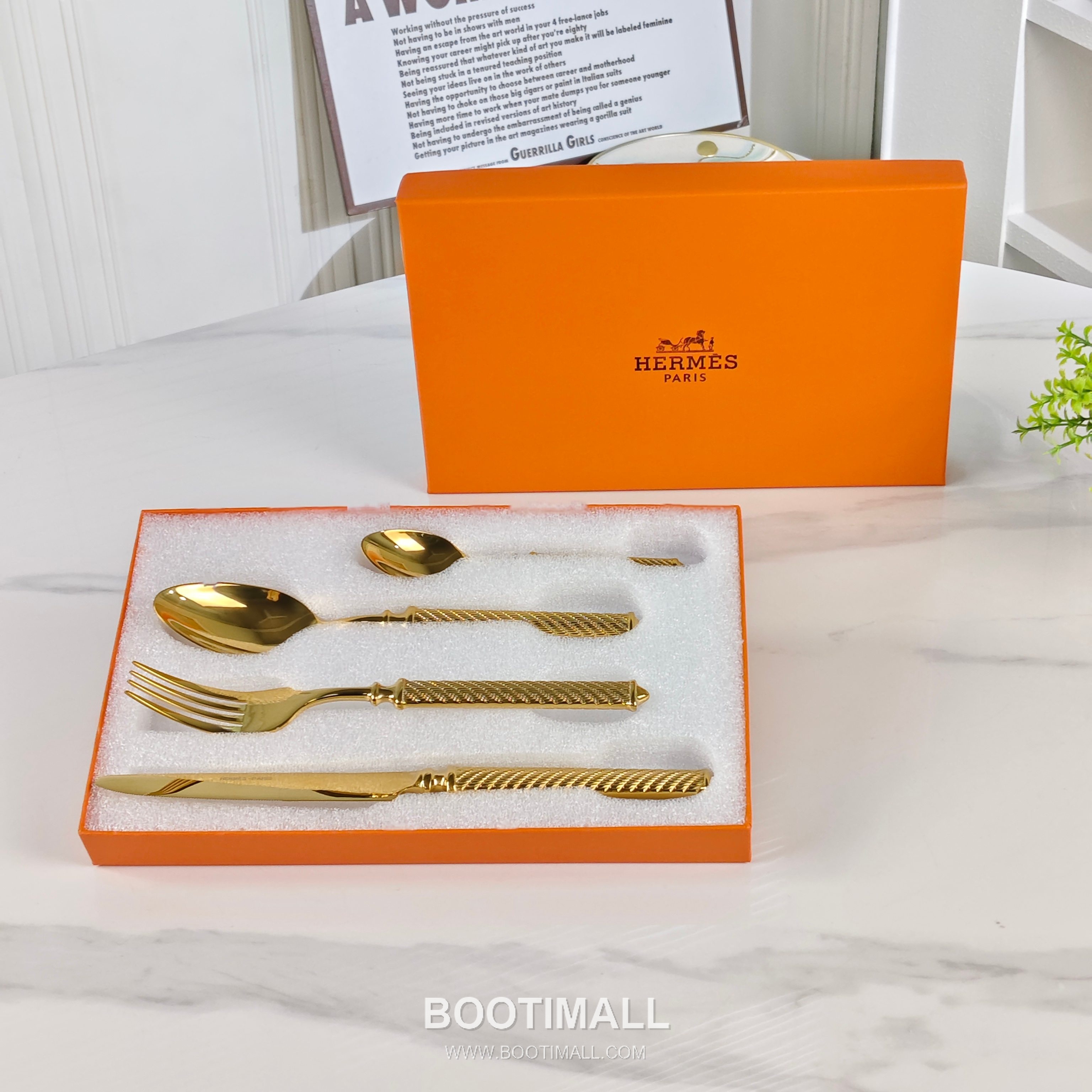 Hermes Ribbed Cutlery Set Gold Acc 에르메스 리브드 커틀러리 세트 골드 액세서리 Small Spoon: 14cm, Large Spoon: 20.5cm, Fork: 21cm, Knife: 24.5cm, Box: 26.5cm x 16.5cm x 3cm 12