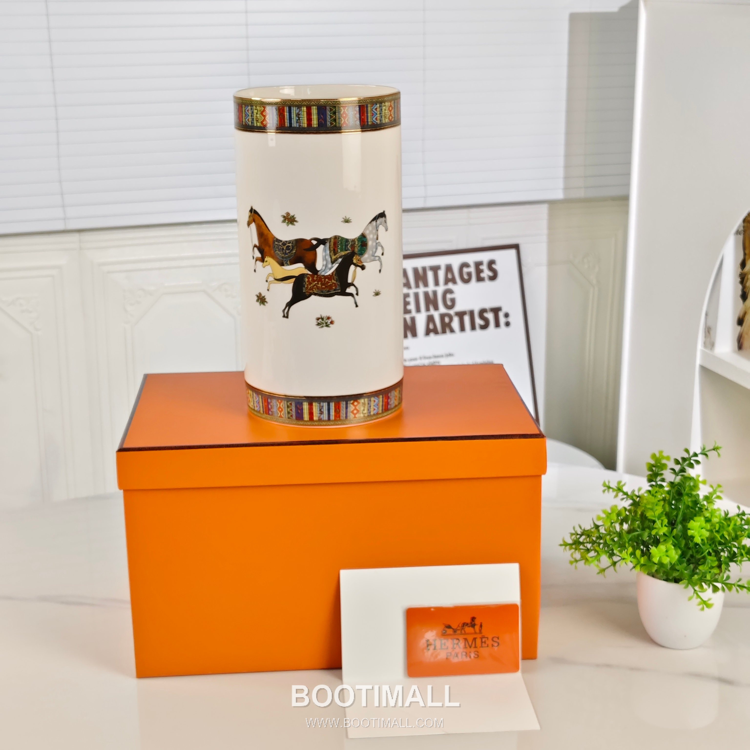 Hermes Matou Vase Home Decor 에르메스 마투 화병 홈 데코 3