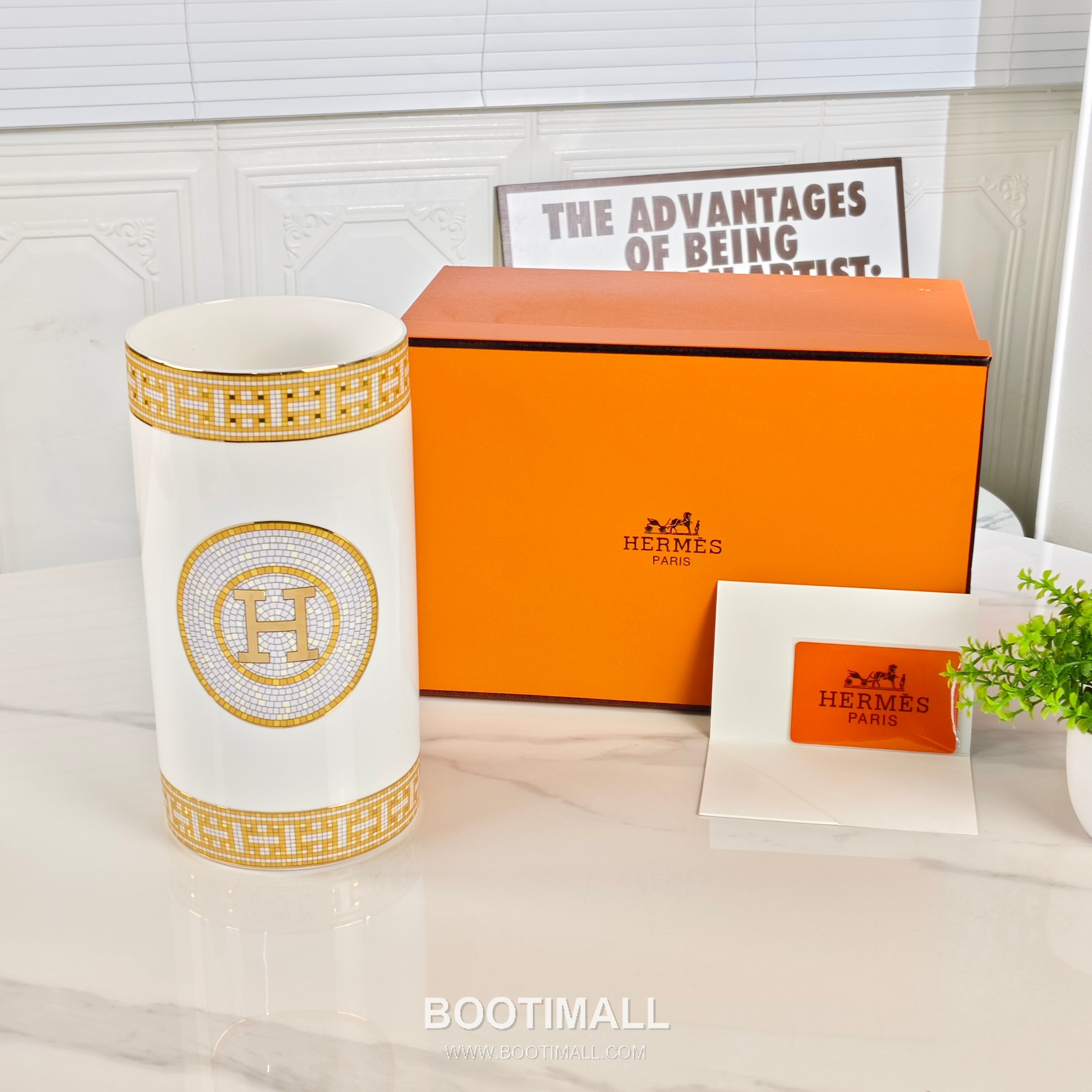 Hermes Vase Gold Decor 에르메스 화병 골드 장식품 2