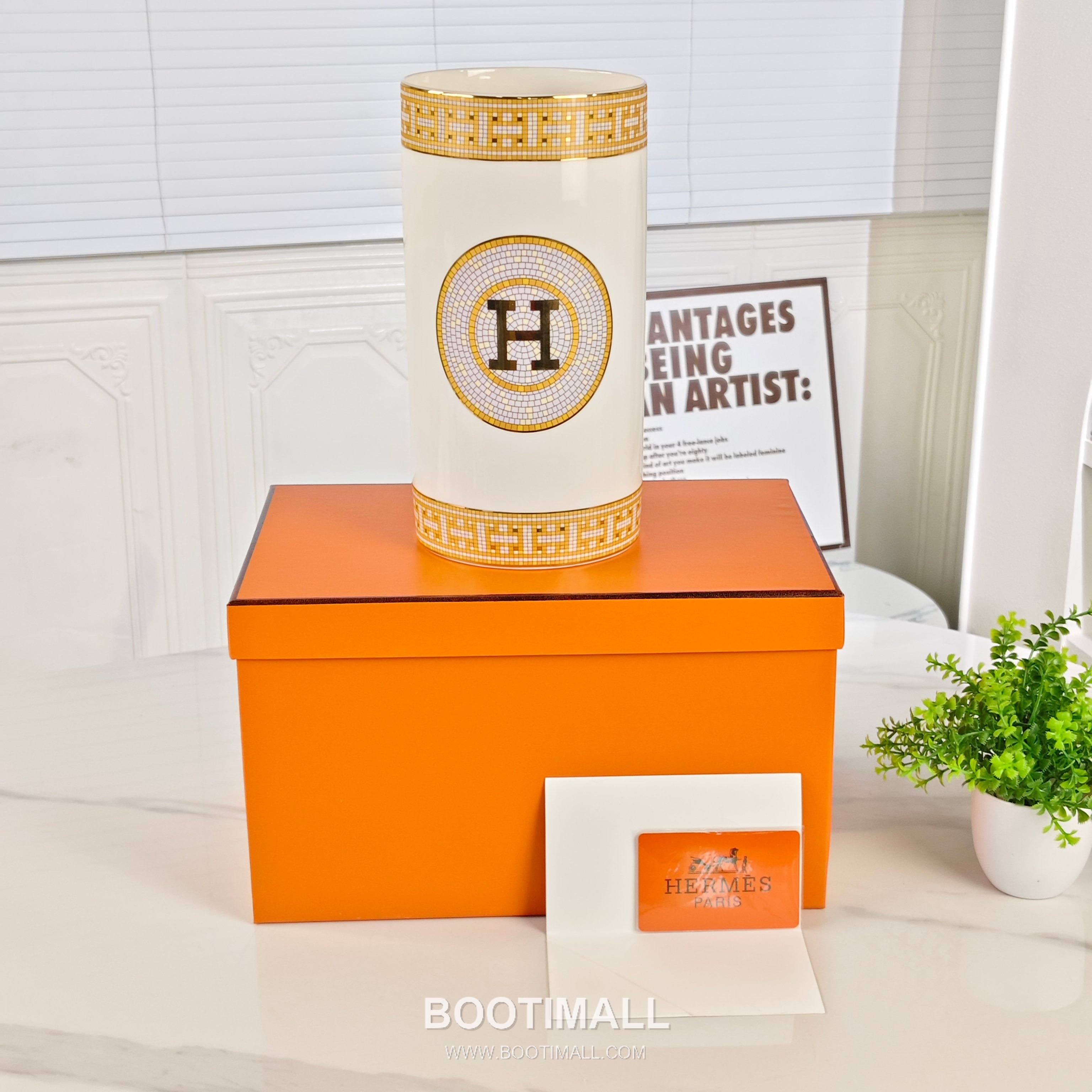 Hermes Vase Gold Decor 에르메스 화병 골드 장식품 3