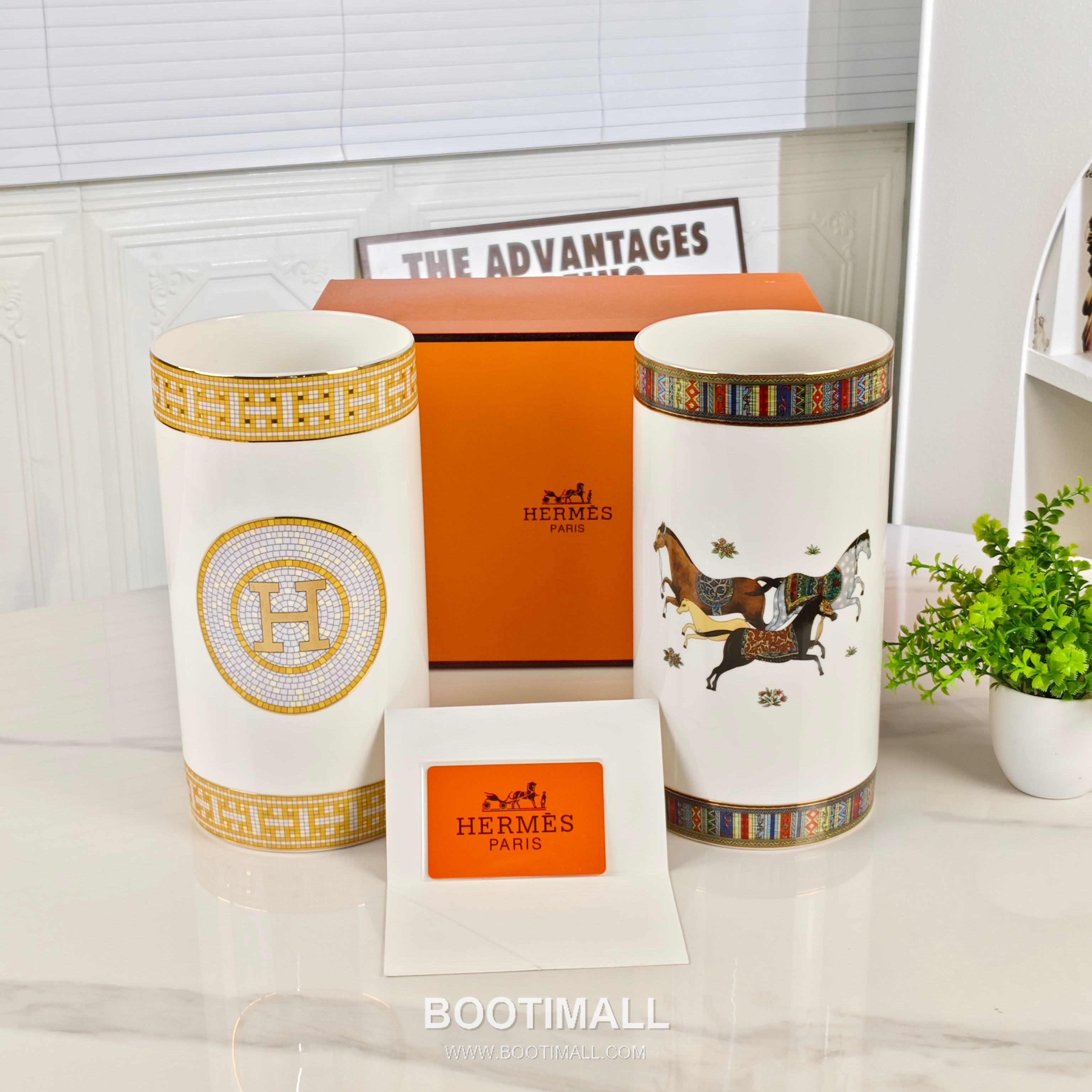 Hermes Vase Gold Decor 에르메스 화병 골드 장식품 9