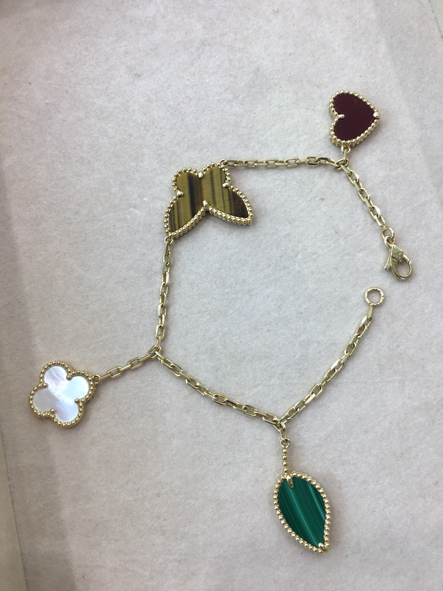 Van Cleef & Arpels Alhambra 반클리프 아펠 알함브라 5모티프 팔찌 18K 골드 1