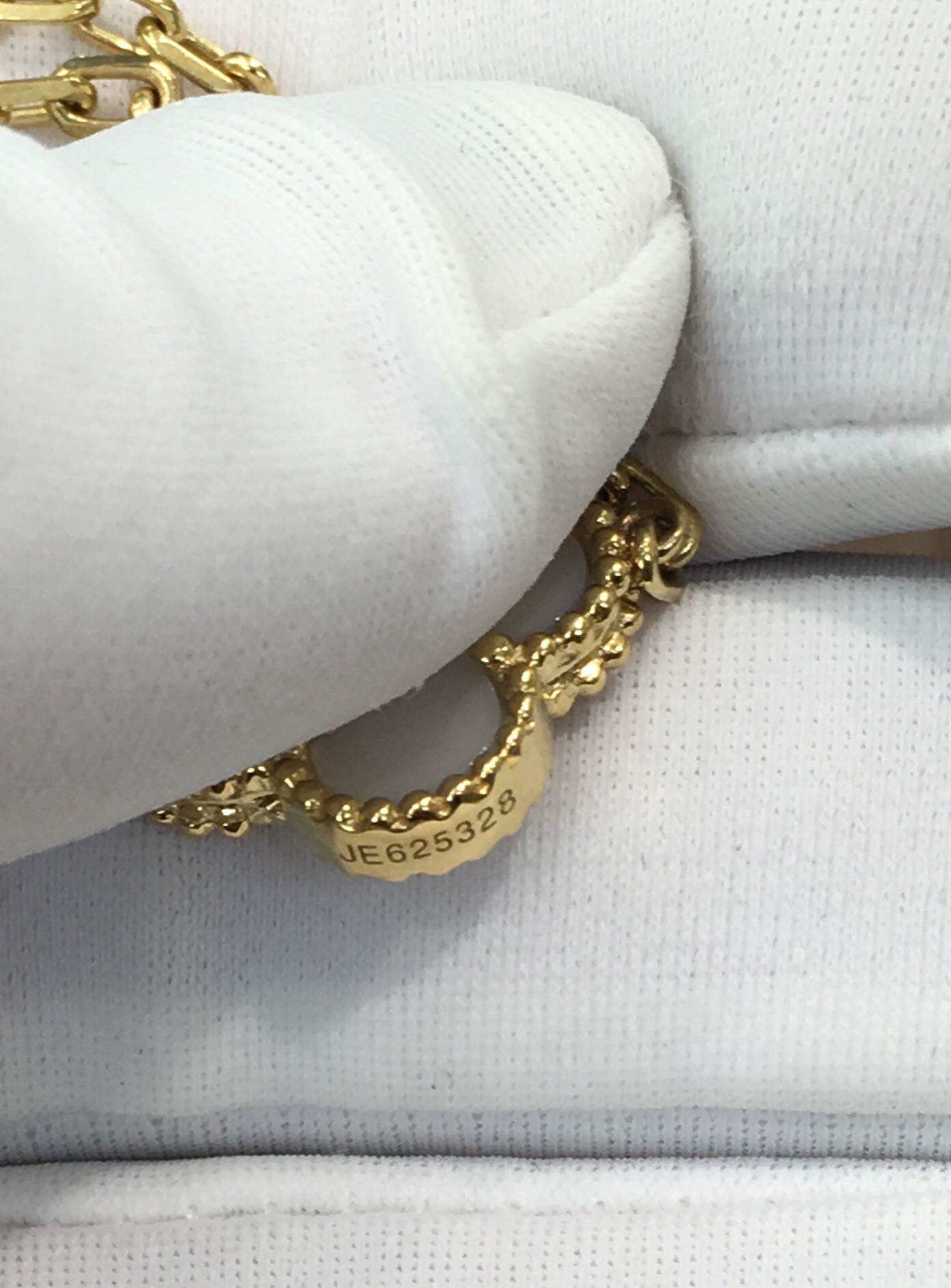 Van Cleef & Arpels Alhambra 반클리프 아펠 알함브라 5모티프 팔찌 18K 골드 7