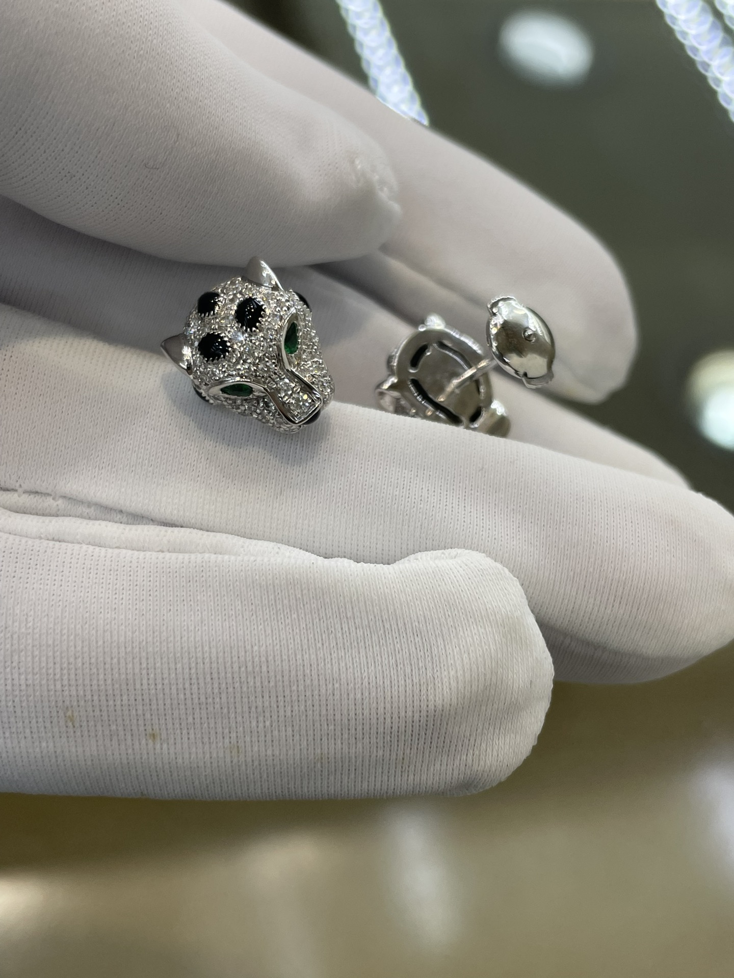 Cartier Panthère 까르띠애 팬더 풀 다이아몬드 귀걸이 18K 골드 5