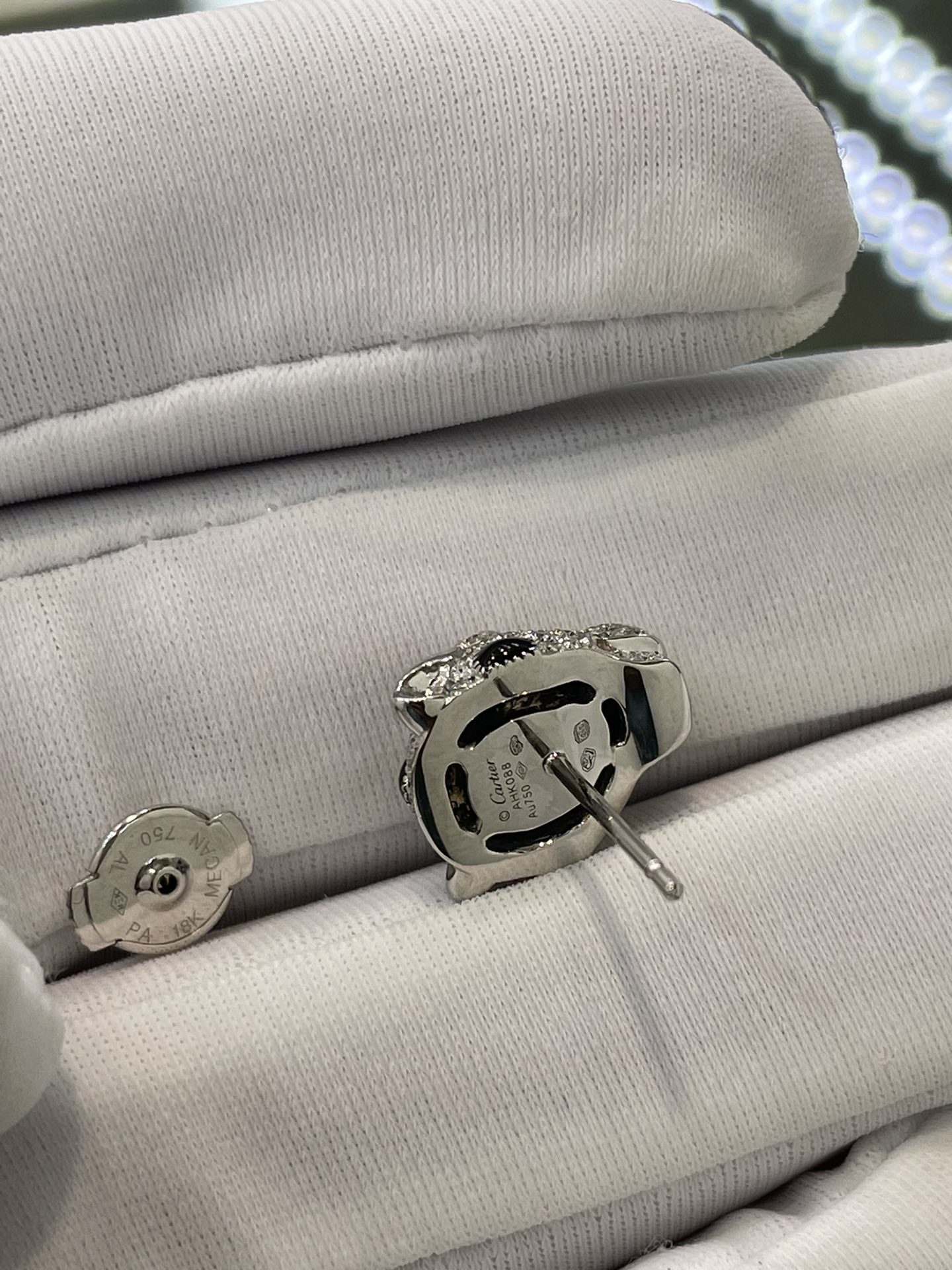 Cartier Panthère 까르띠애 팬더 풀 다이아몬드 귀걸이 18K 골드 6