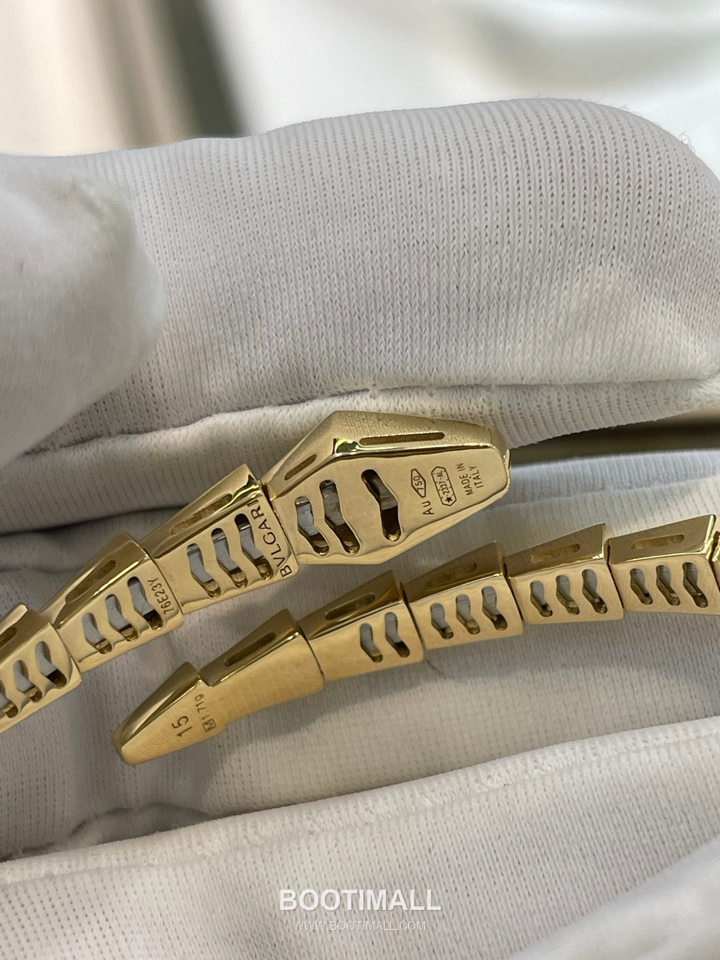 Bulgari Snake Diamond Bracelet 18K Gold, Diamond Gold 불가리 스네이크 다이아몬드 팔찌 18K 골드, 다이아몬드 골드 9