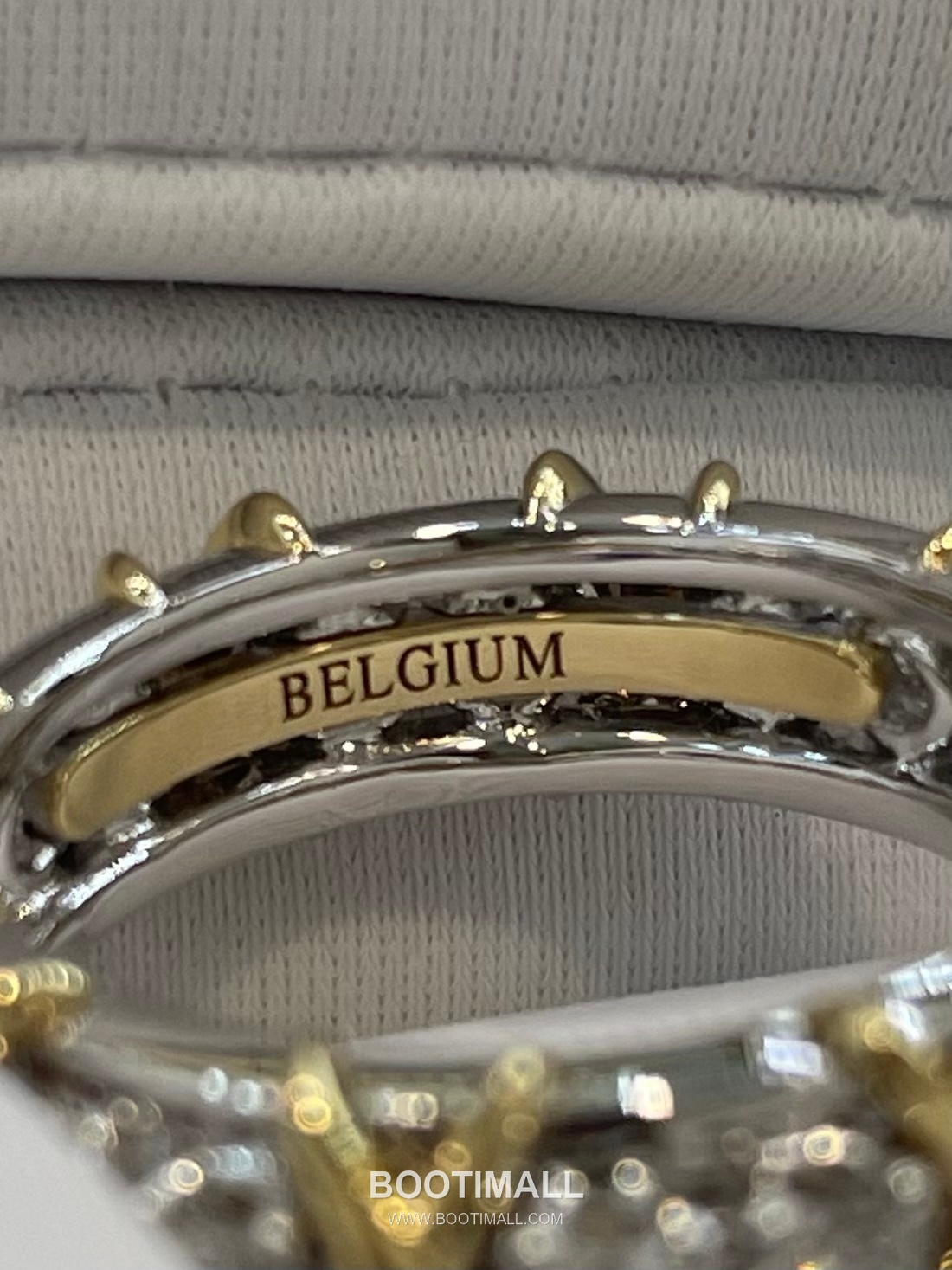 Hermes Sixteen Stone Bracelet 18K Gold, Platinum, Diamond Gold 에르메스 십육석 팔찌 18K 골드, 플래티넘, 다이아몬드 골드 21