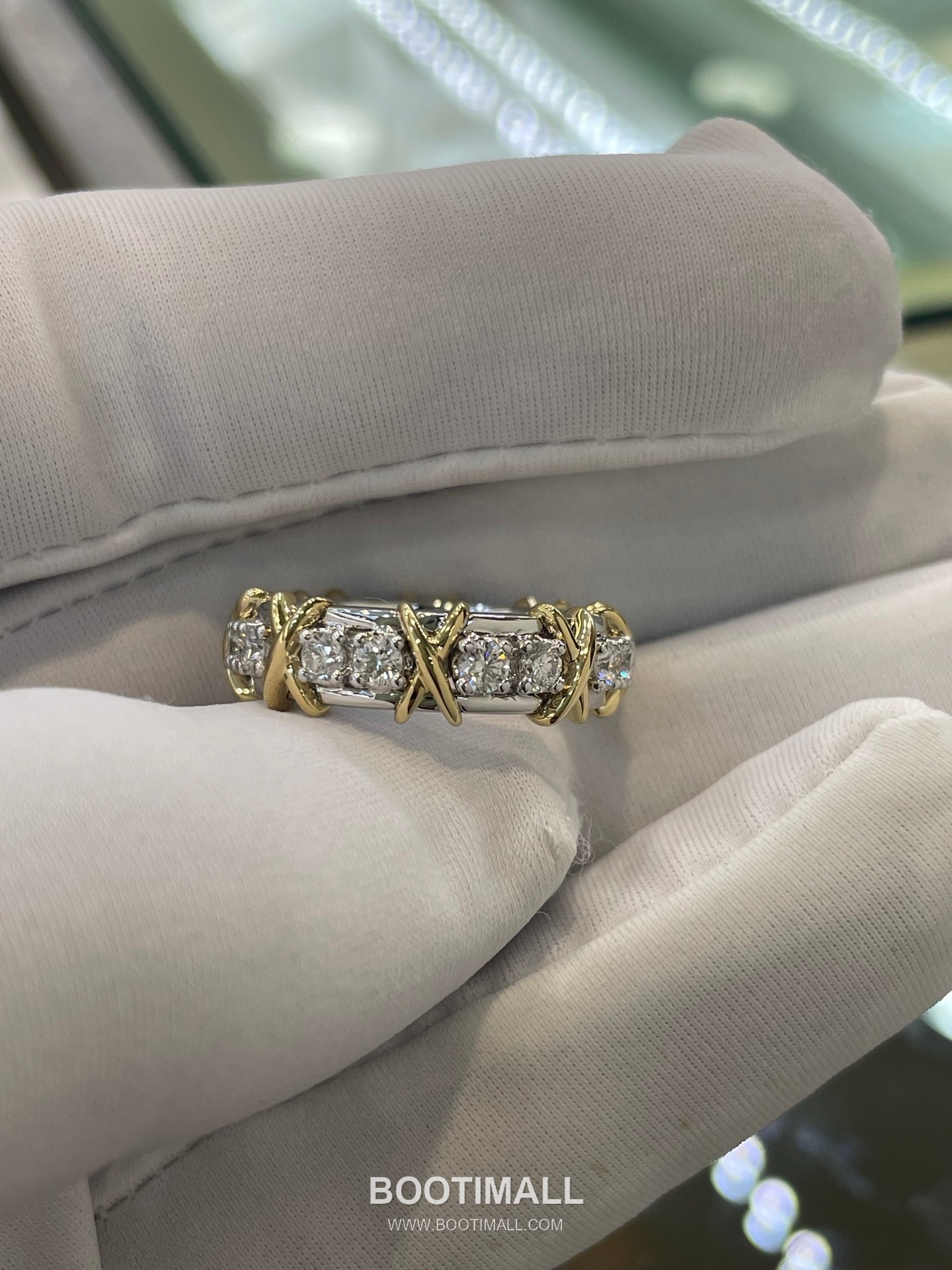 Hermes Sixteen Stone Bracelet 18K Gold, Platinum, Diamond Gold 에르메스 십육석 팔찌 18K 골드, 플래티넘, 다이아몬드 골드 25