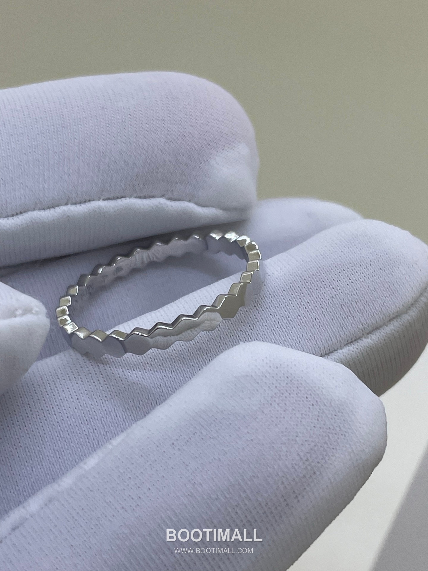 Chaumet Beehive Ring 18K Gold with Diamonds Gold 비하이브 링 18K 골드와 다이아몬드 골드 14