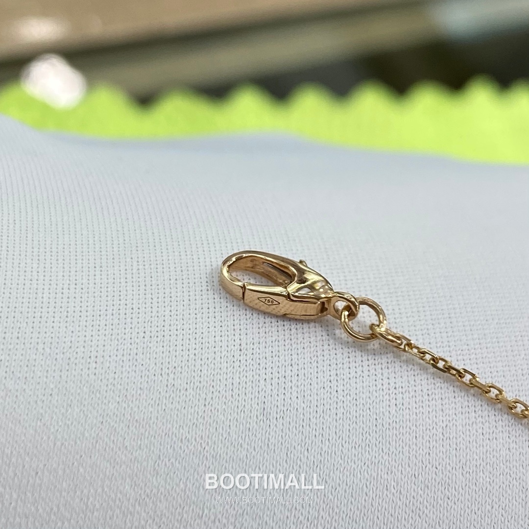 Bvlgari Fan Necklace 18K Gold, Carnelian, Diamond Red 불가리 부채 모양 목걸이 18K 골드, 홍옥수, 다이아몬드 레드 40cm 1