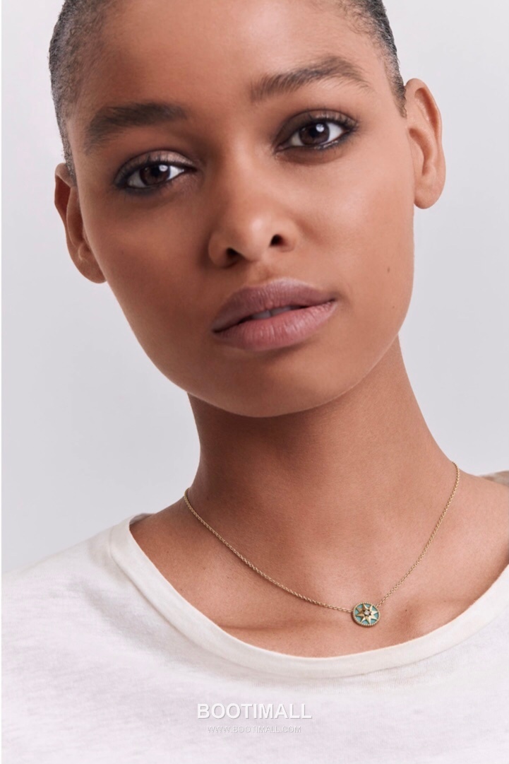 Piaget Eight Star Compass Necklace 18K Gold, Diamond, Pink Opal Pink 피아제 팔각별 나침반 목걸이 18K 골드, 다이아몬드, 핑크 오팔 핑크 1