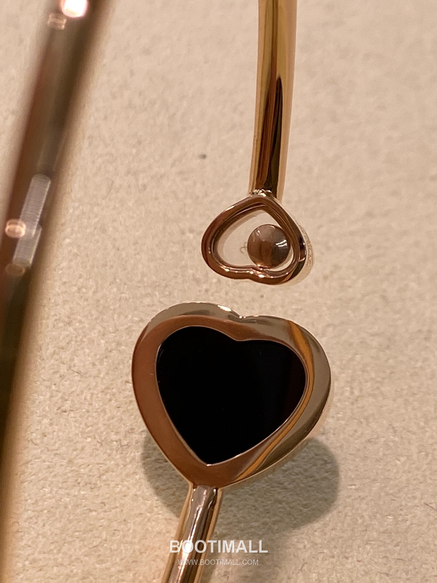 Heart Shape Bracelet 18K Gold, Diamond, Black Onyx Black 하트 쉐입 팔찌 18K 골드, 다이아몬드, 블랙 오닉스 블랙 2