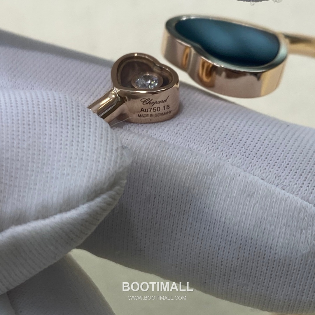 Heart Shape Bracelet 18K Gold, Diamond, Black Onyx Black 하트 쉐입 팔찌 18K 골드, 다이아몬드, 블랙 오닉스 블랙 3