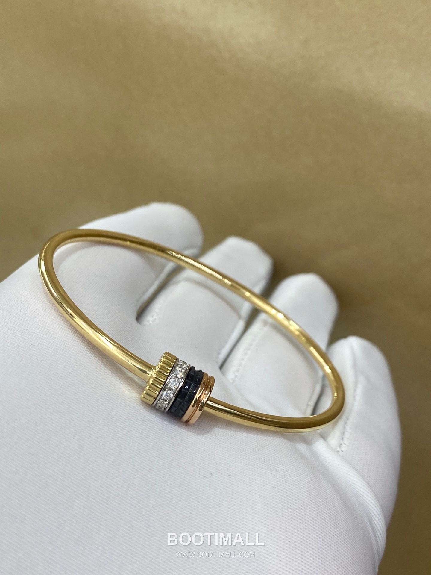 Classic Hinged Bracelet 18K Gold, Diamond, Brown PVD Coating Brown 클래식 힌지 팔찌 18K 골드, 다이아몬드, 브라운 PVD 코팅 브라운 9