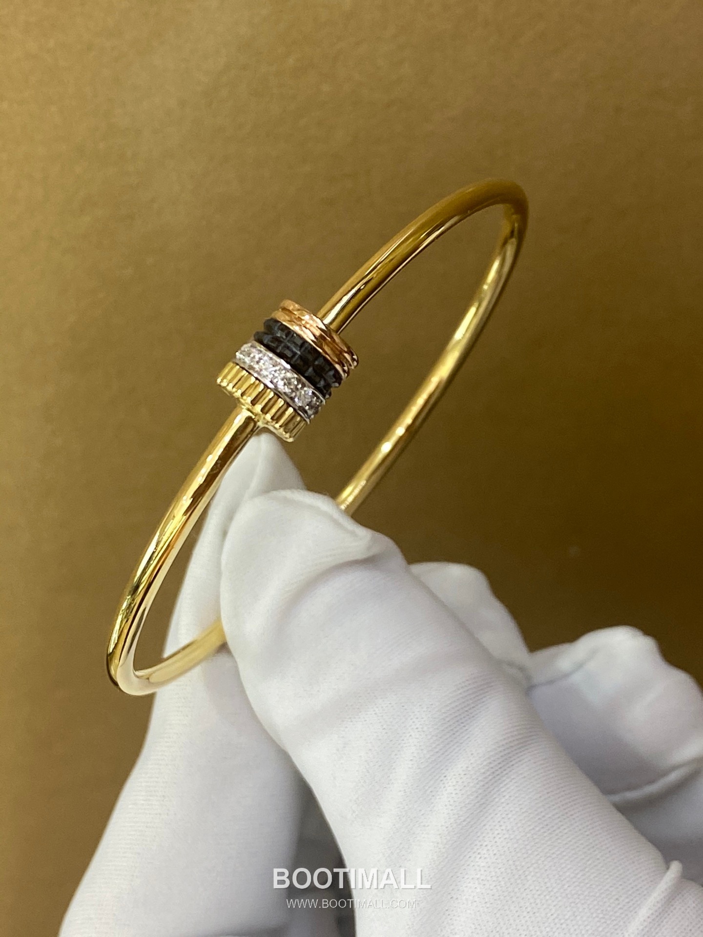 Classic Hinged Bracelet 18K Gold, Diamond, Brown PVD Coating Brown 클래식 힌지 팔찌 18K 골드, 다이아몬드, 브라운 PVD 코팅 브라운 12