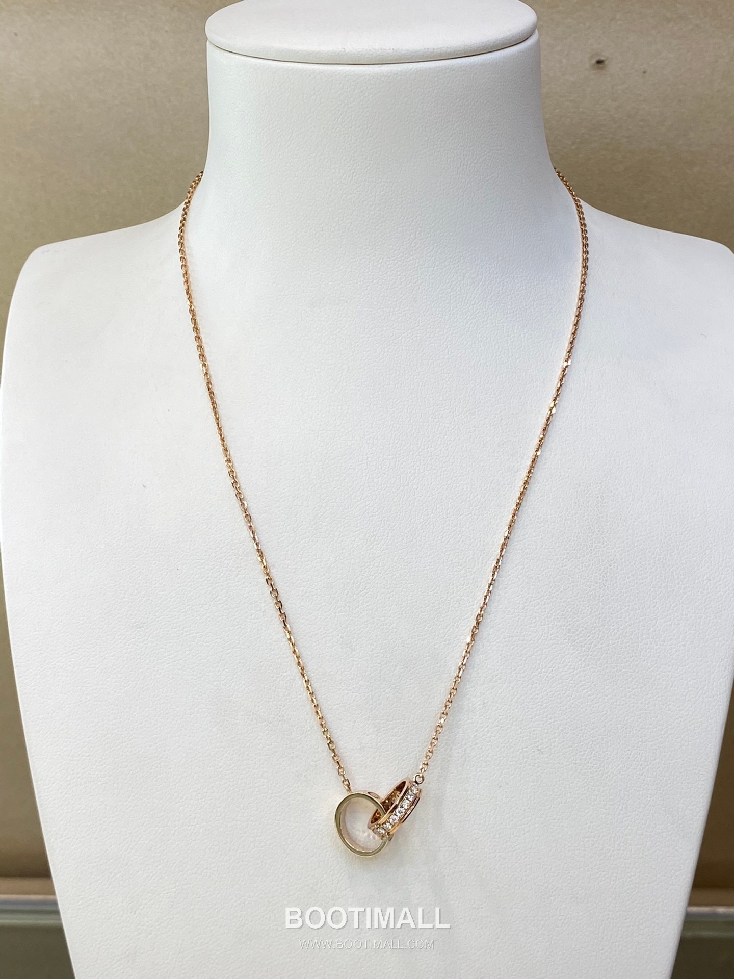 Cartier Love Double Ring Necklace 18K Gold, Diamond Gold 까르띠에 러브 더블 링 목걸이 18K 골드, 다이아몬드 골드 18