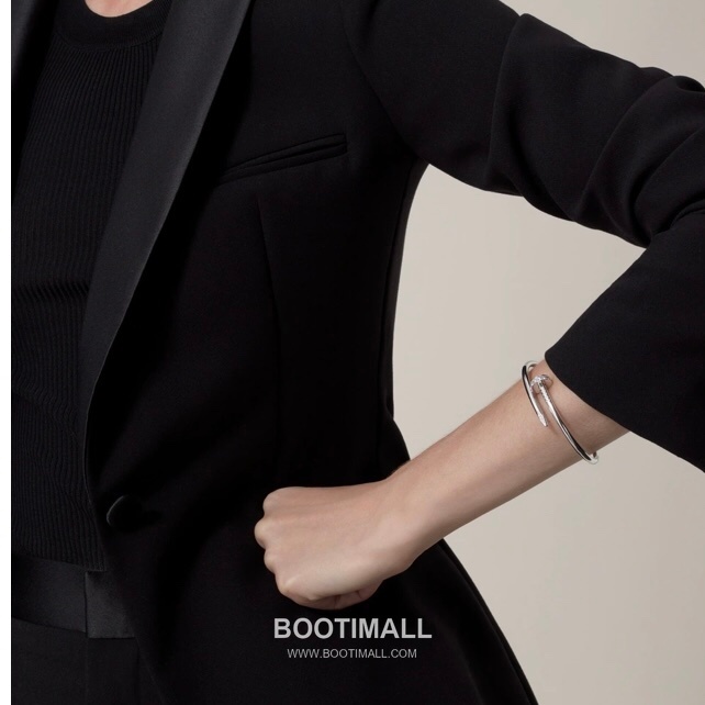 Cartier Nail Bracelet 18K Gold, Diamond Gold 까르띠에 네일 팔찌 18K 골드, 다이아몬드 골드 7